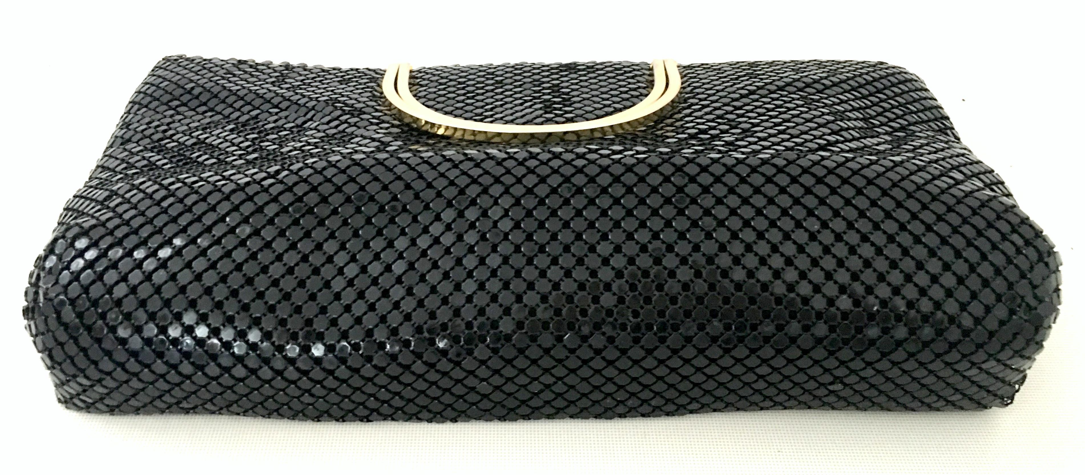 Vintage Whiting & Davis Black Metal Mesh & Gilt Brass Double Handle Hand Bag In Good Condition In West Palm Beach, FL
