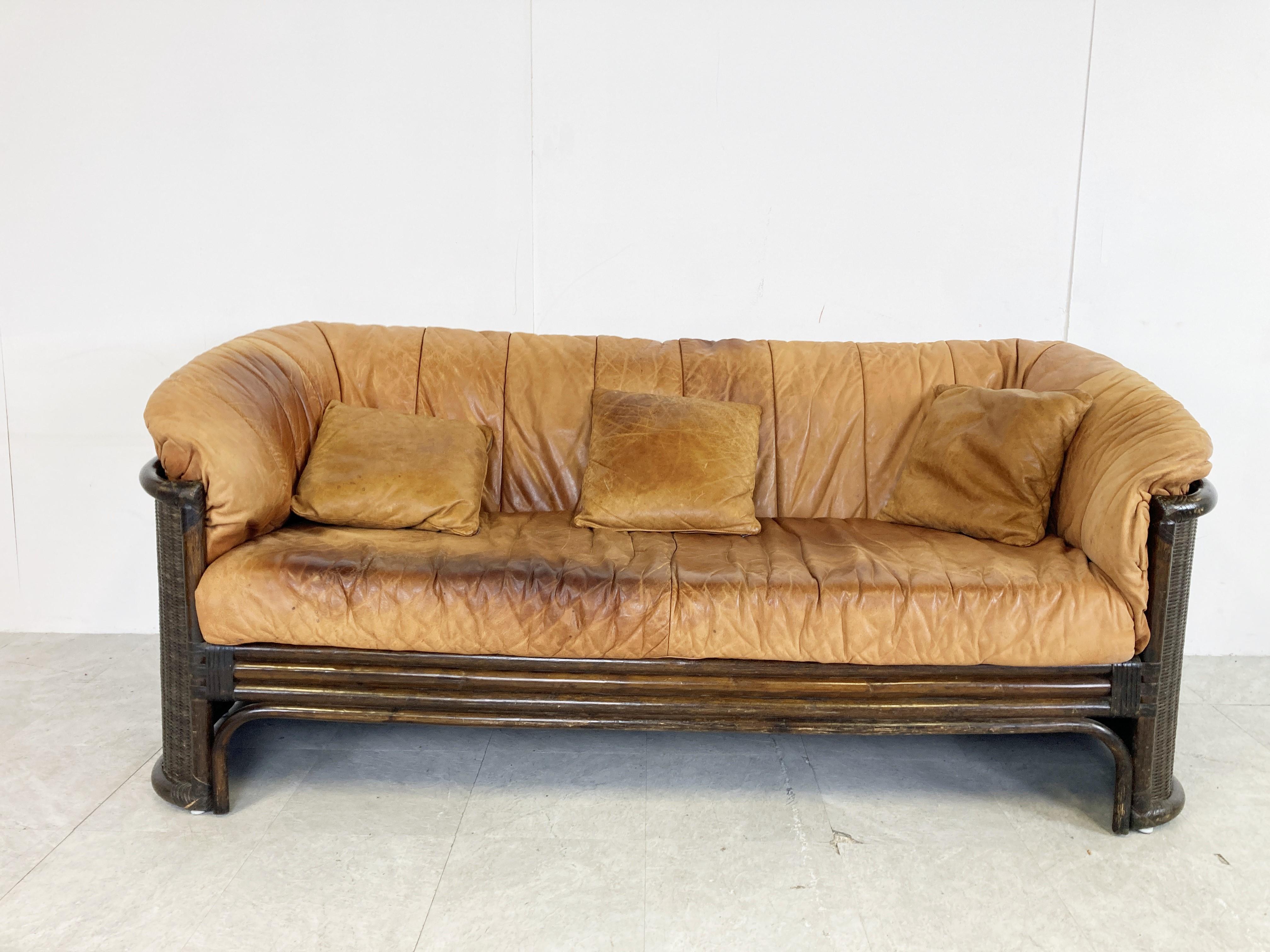 Vintage Wicker and Leather Sofa Set, 1960s In Good Condition For Sale In HEVERLEE, BE
