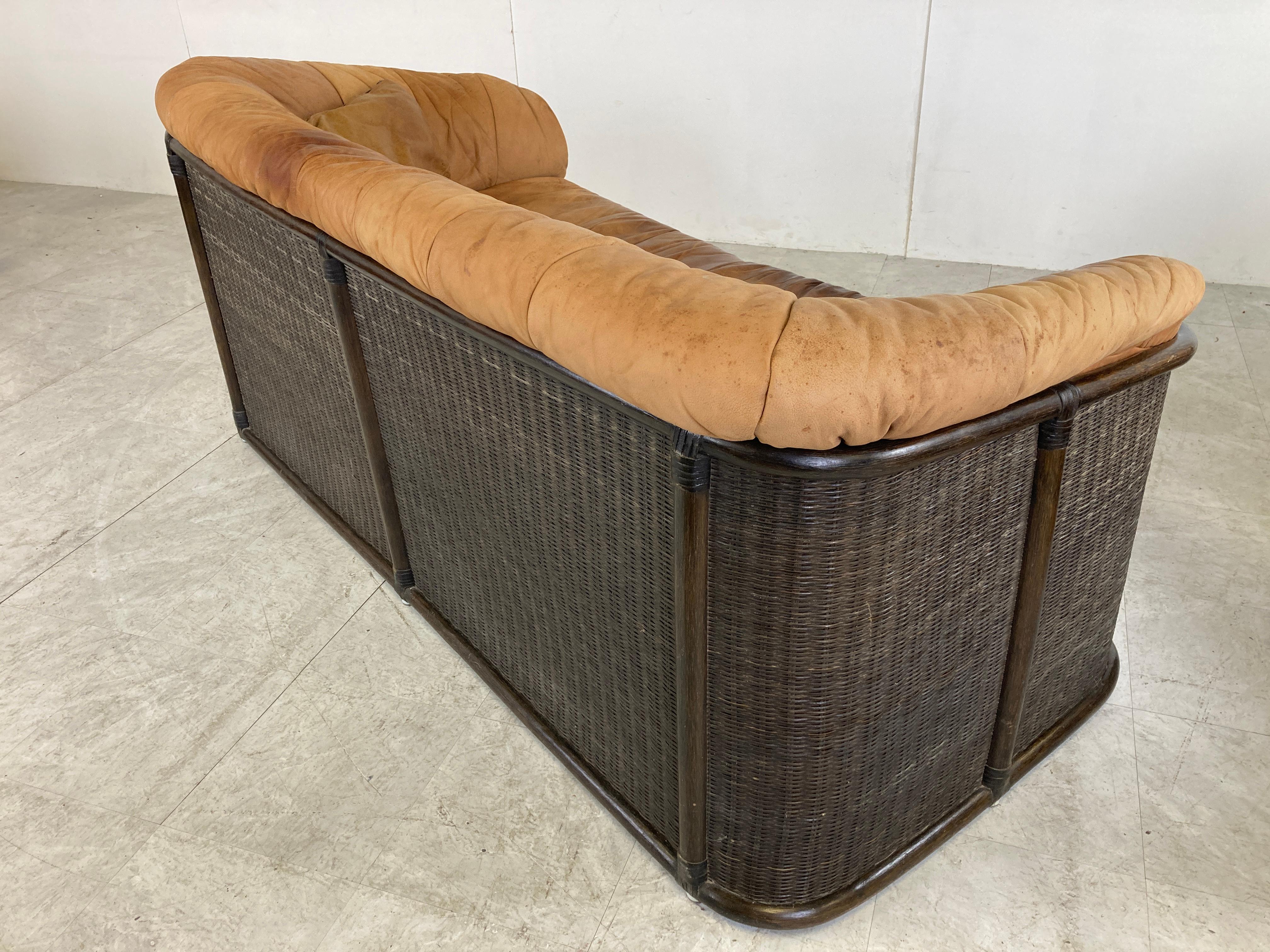 Vintage-Sofa aus Weide und Leder, 1960er Jahre im Angebot 1
