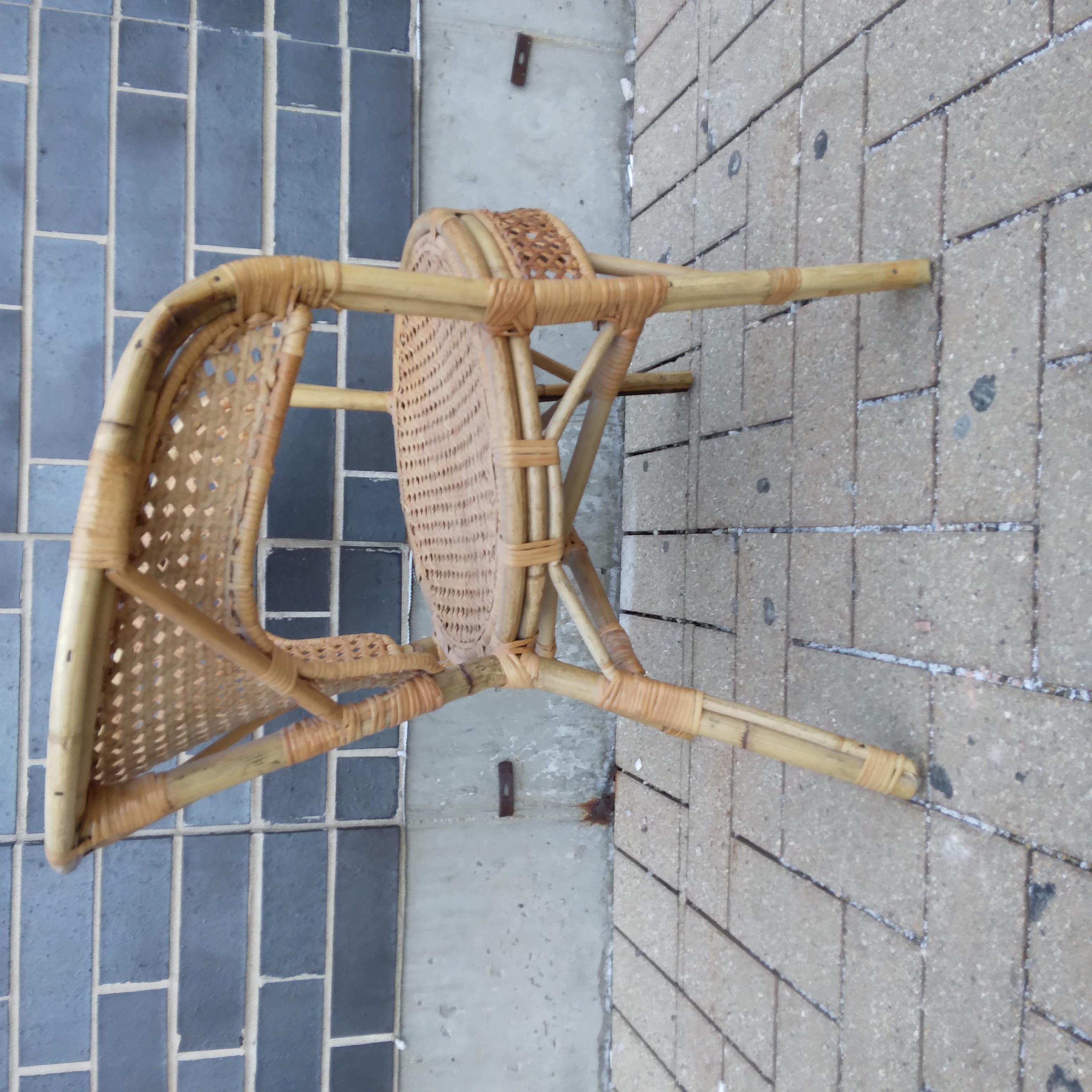 20th Century Vintage Wicker Armchair For Sale
