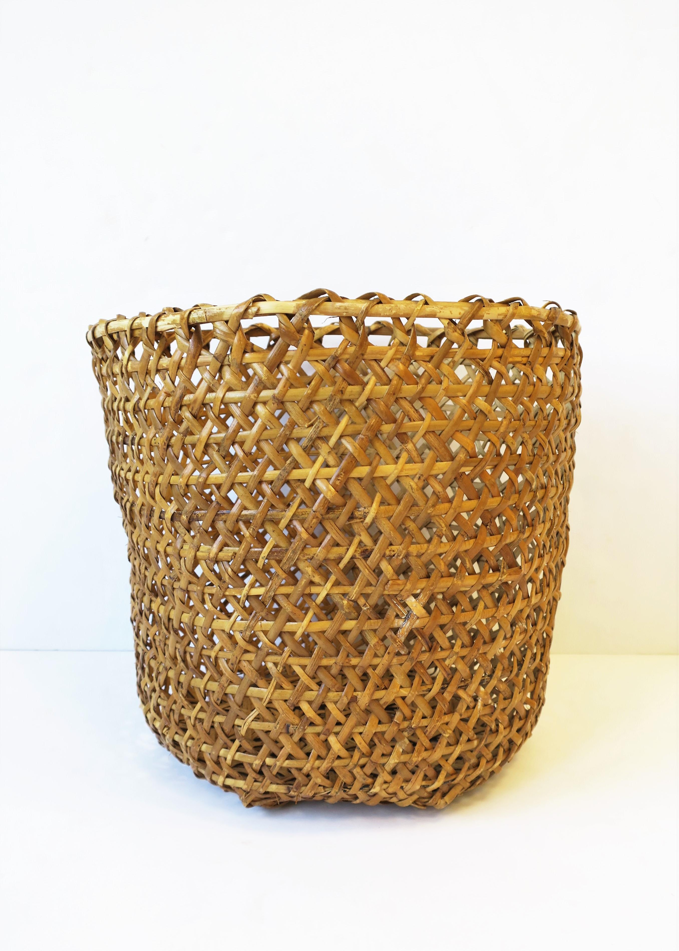 Vintage Wicker Basket Cachepot or Wastebasket Trash Can 2