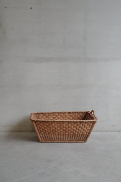 Cesta de mimbre vintage