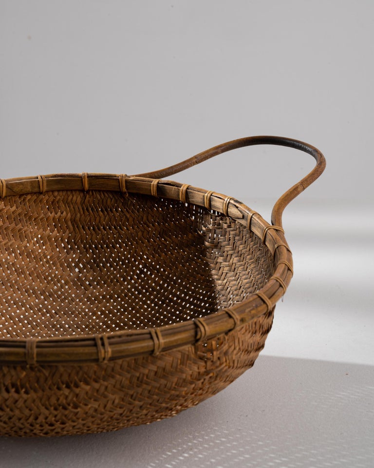 Vintage Wicker Basket For Sale at 1stDibs