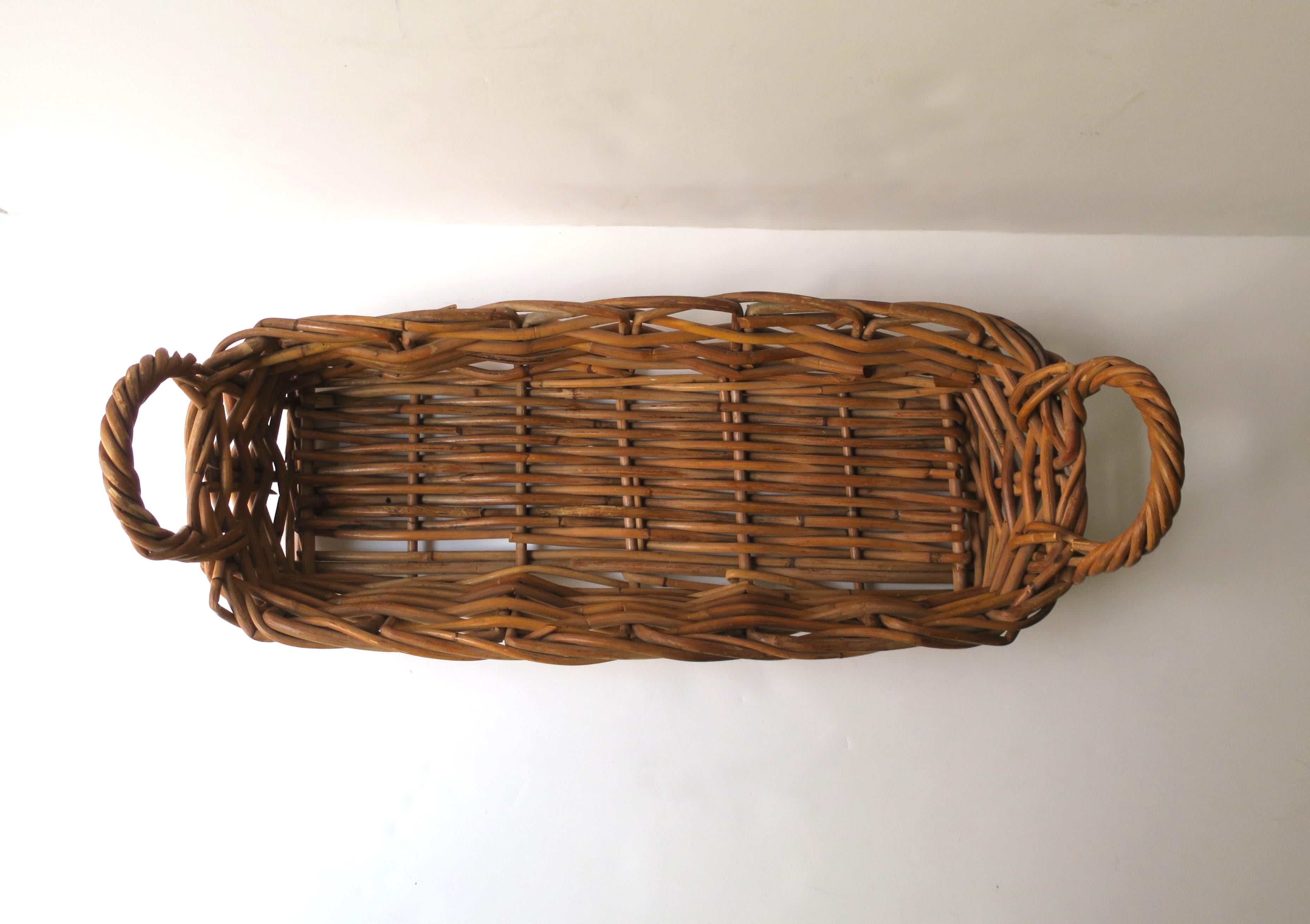 Vintage Wicker Basket For Sale 2