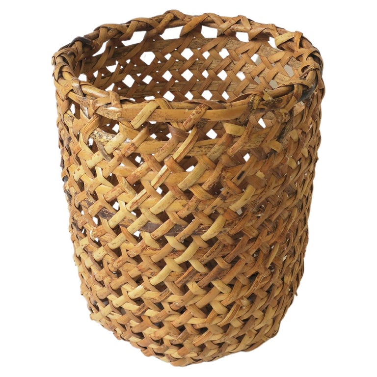 Vintage Wicker Basket Hamper Umbrella Stand Storage Piece Cachepot at