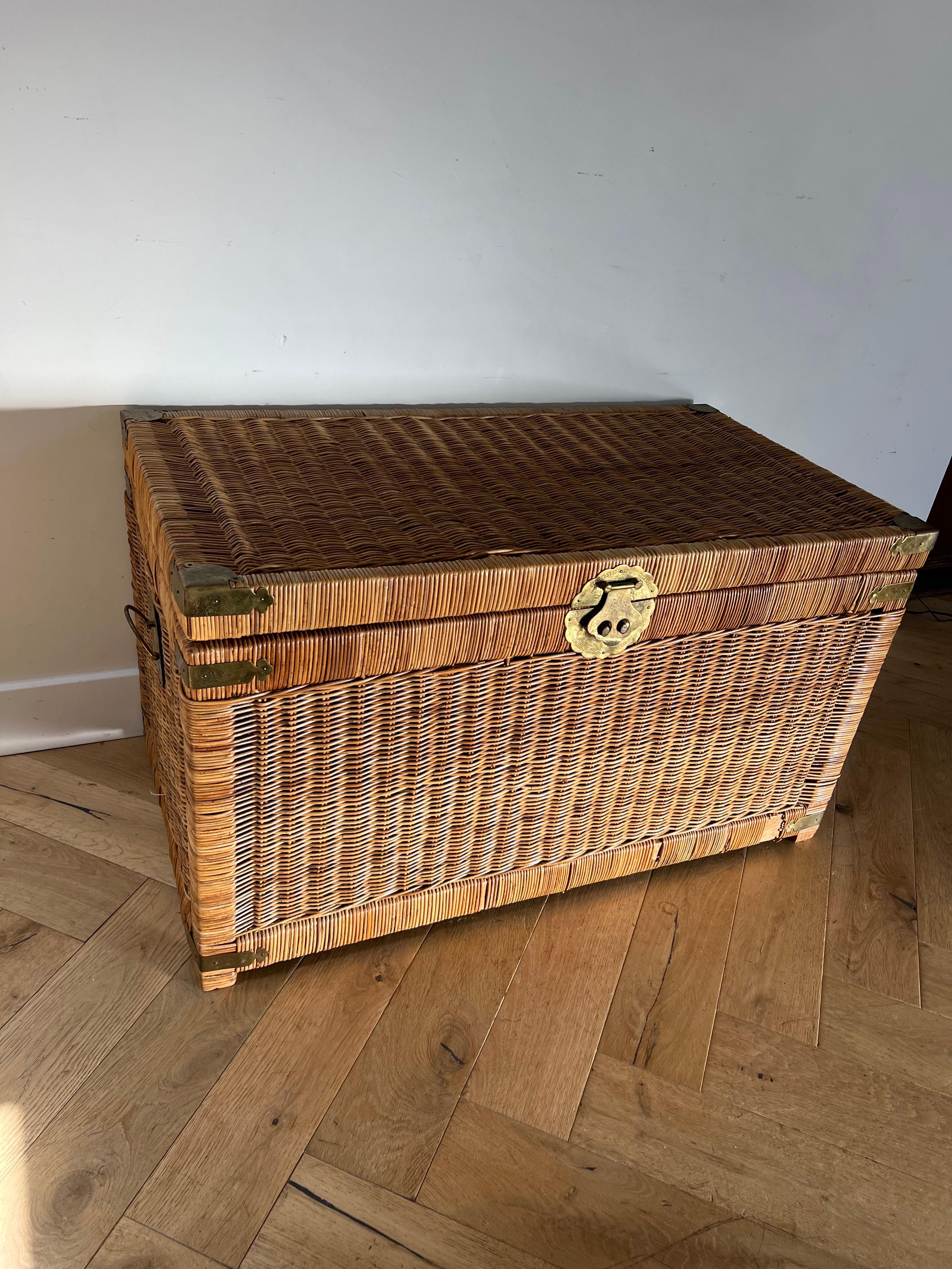 Asian Vintage Wicker Blanket Chest with Gilt Chinoiserie Hardware, 20th Century