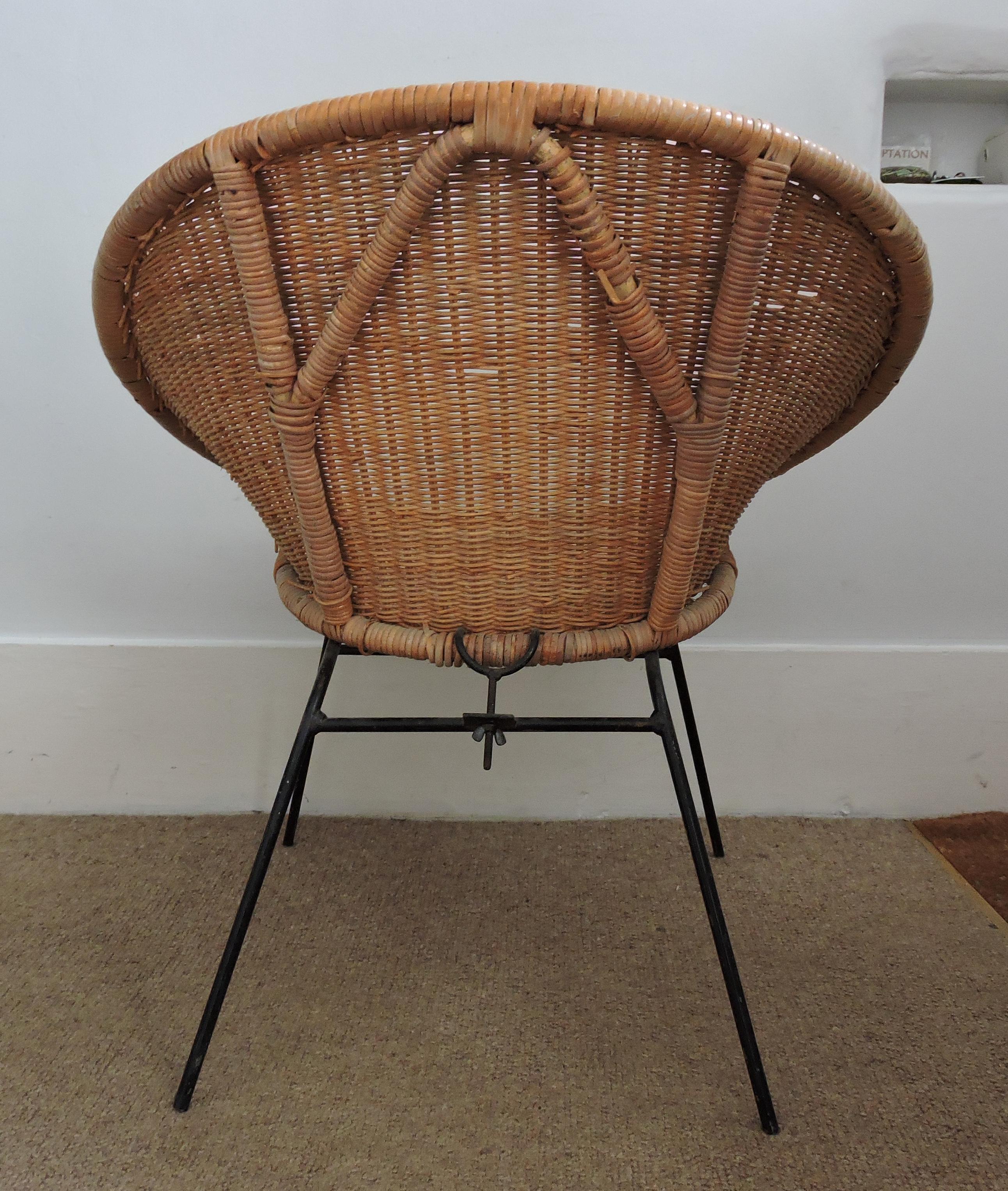 Vintage Wicker Chair, 1970s In Good Condition In Chesham, GB
