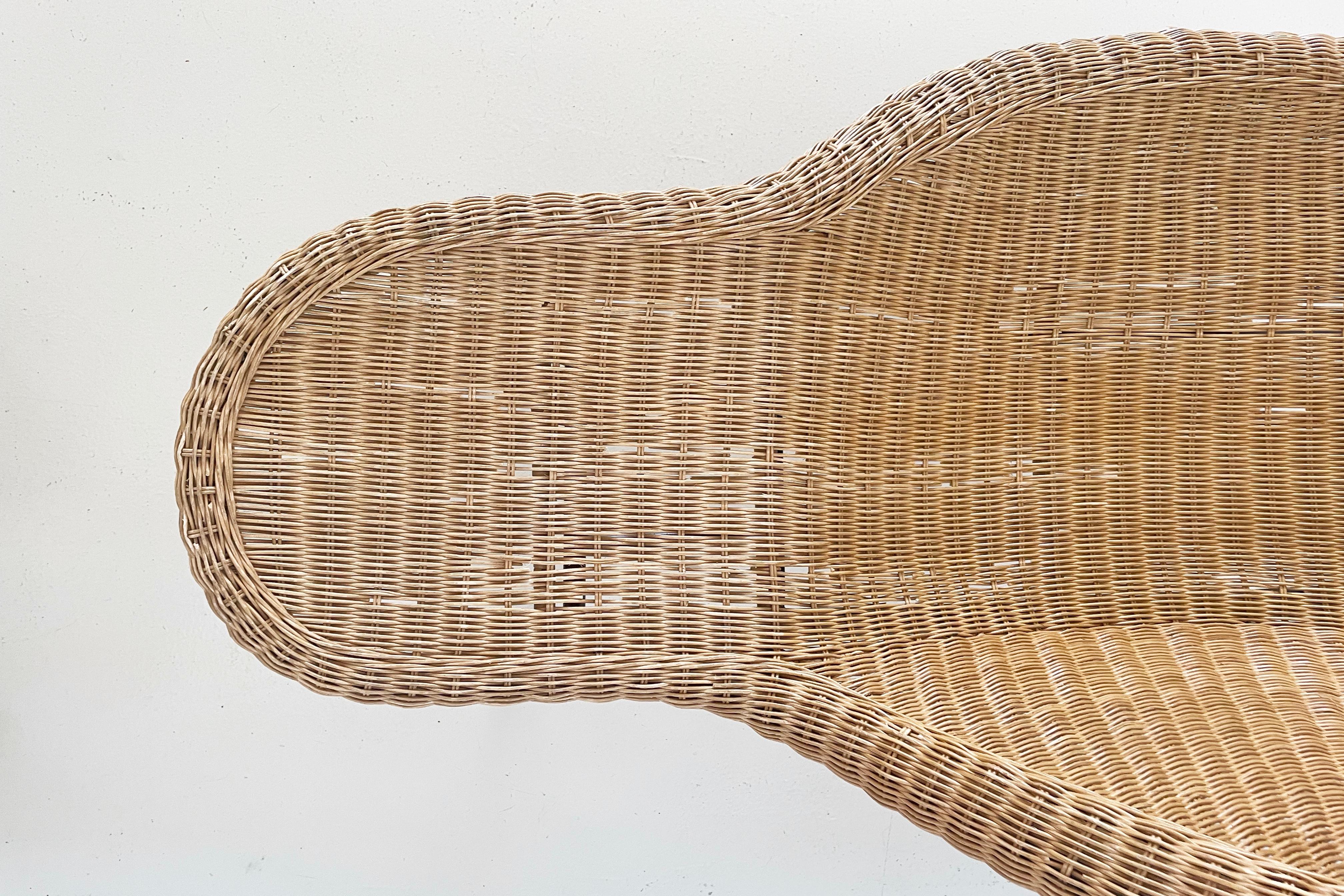 Vintage Wicker Chaise Lounge Chair For Sale 1