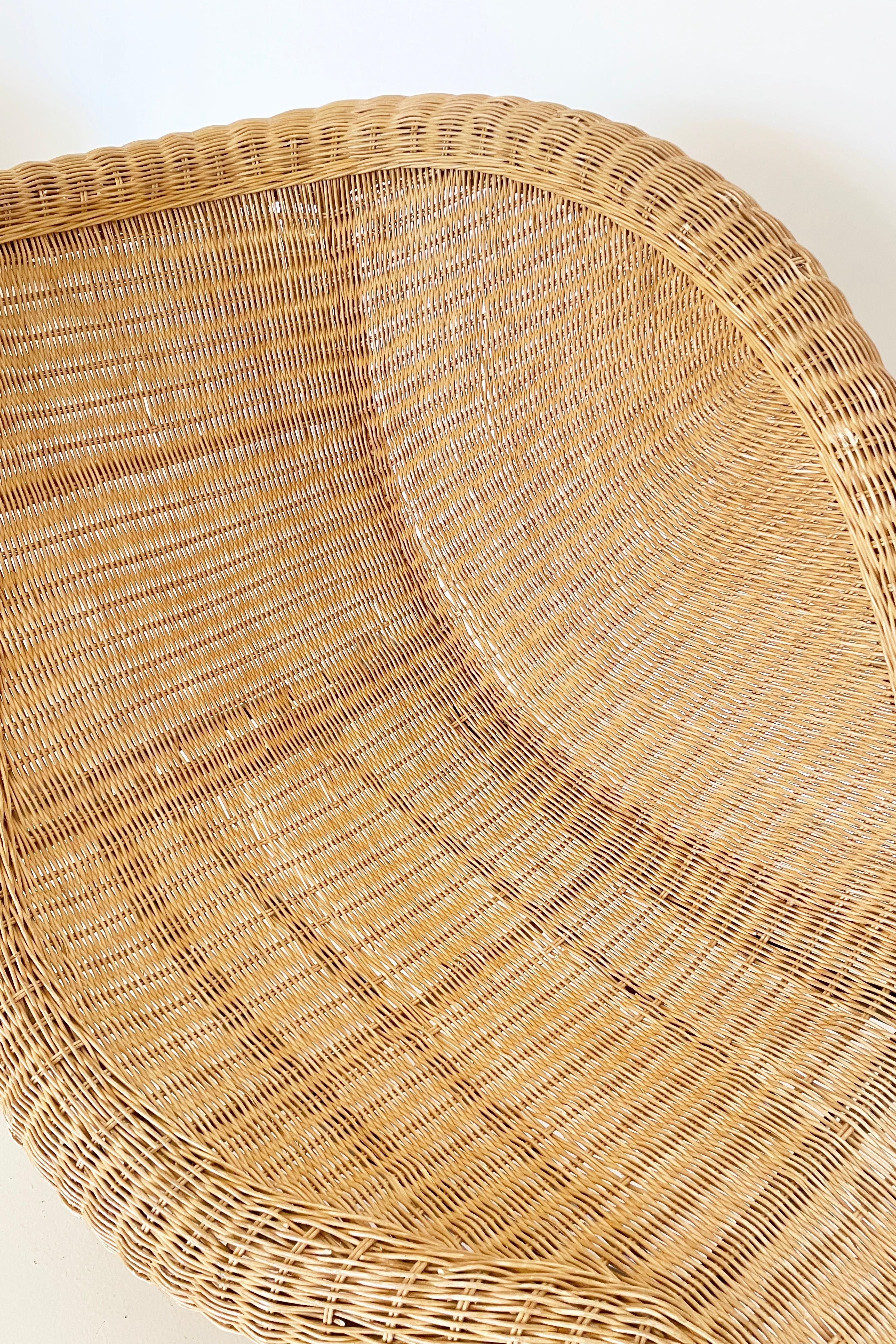 Vintage Wicker Chaise Lounge Chair For Sale 2