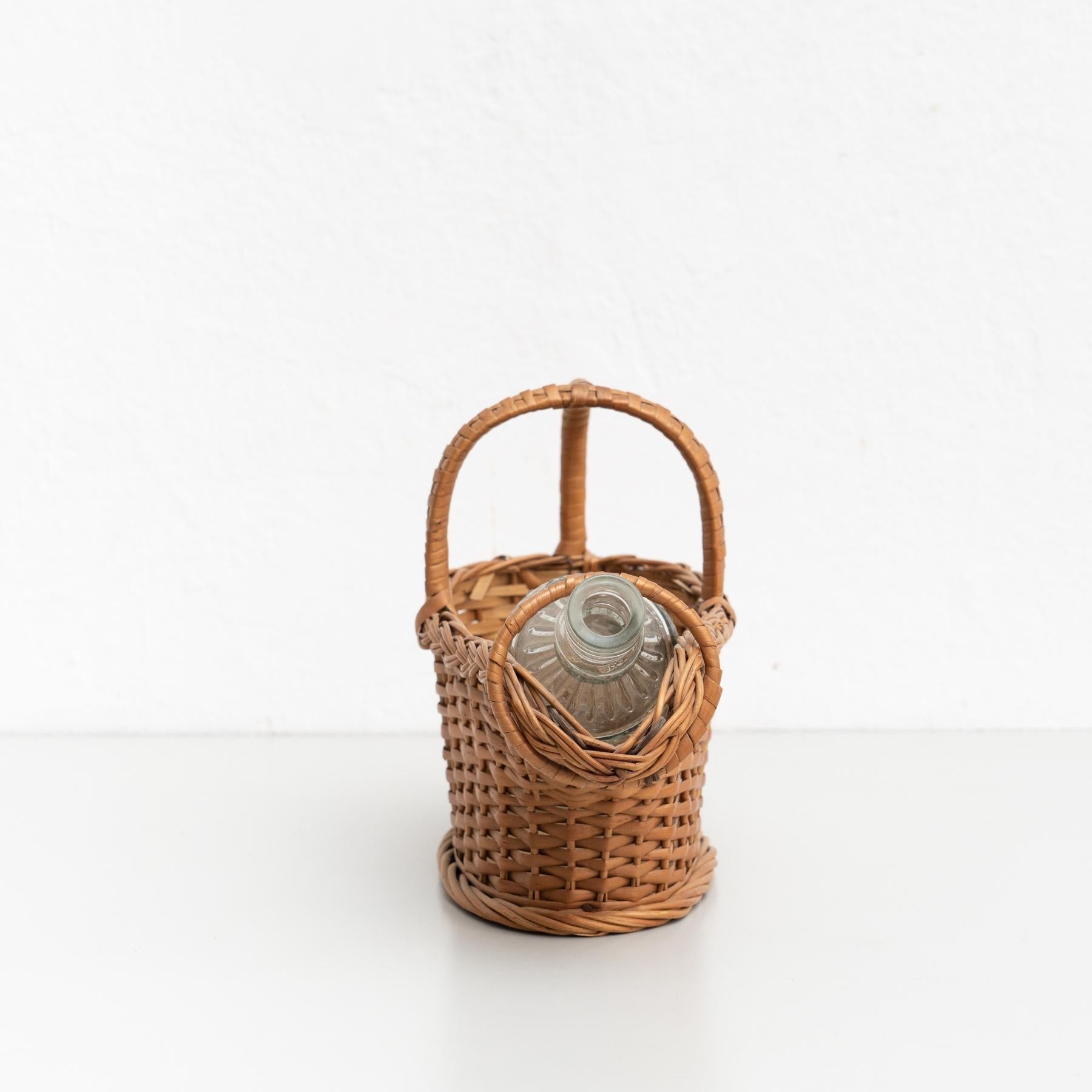 Portabottiglie di vetro in vimini vintage, circa 1970 In condizioni buone in vendita a Barcelona, ES