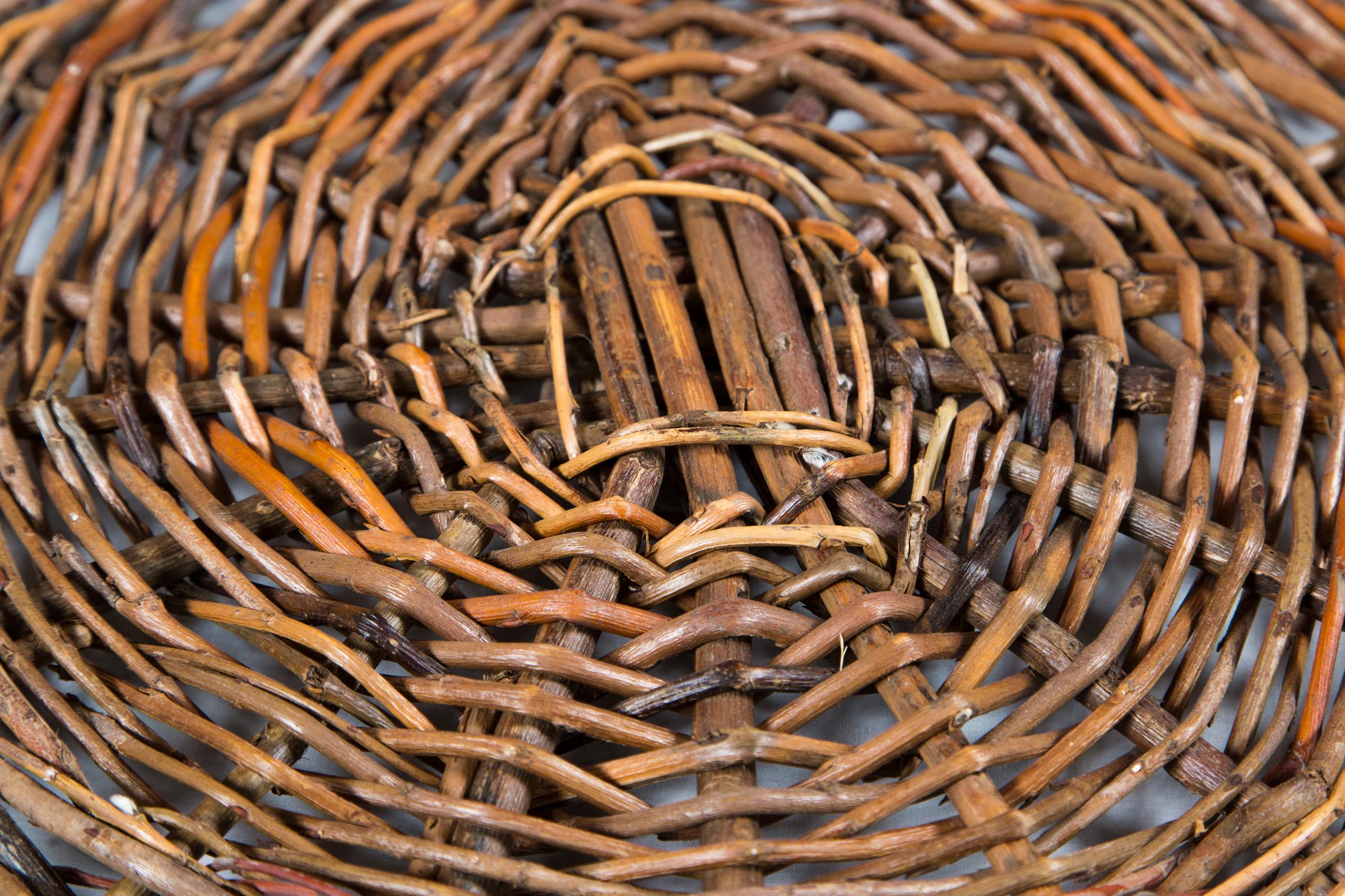 Vintage Wicker Grape Basket, France, circa 1950 In Good Condition In Chappaqua, NY