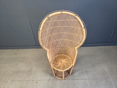 Chaise paon vintage en osier, années 1970