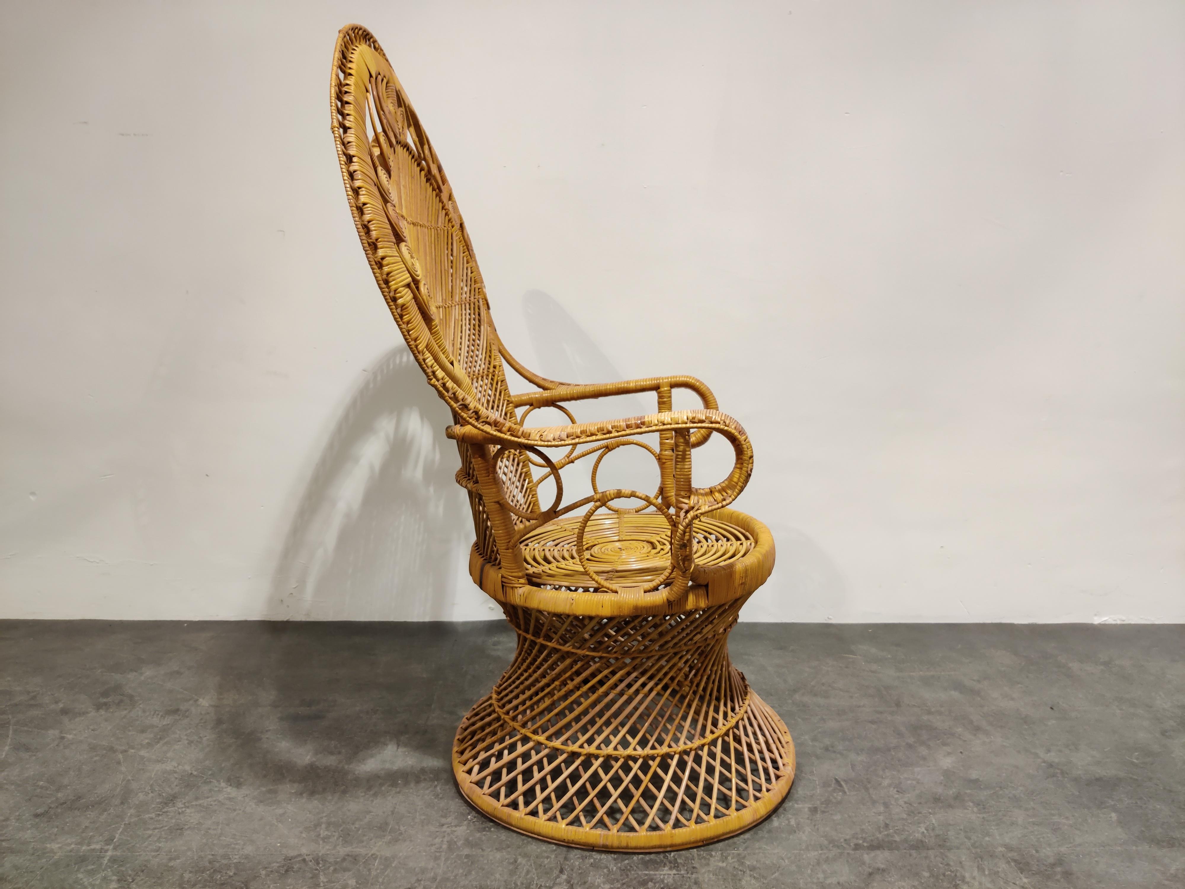 Bohemian Vintage Wicker Peacock Chair, 1970s