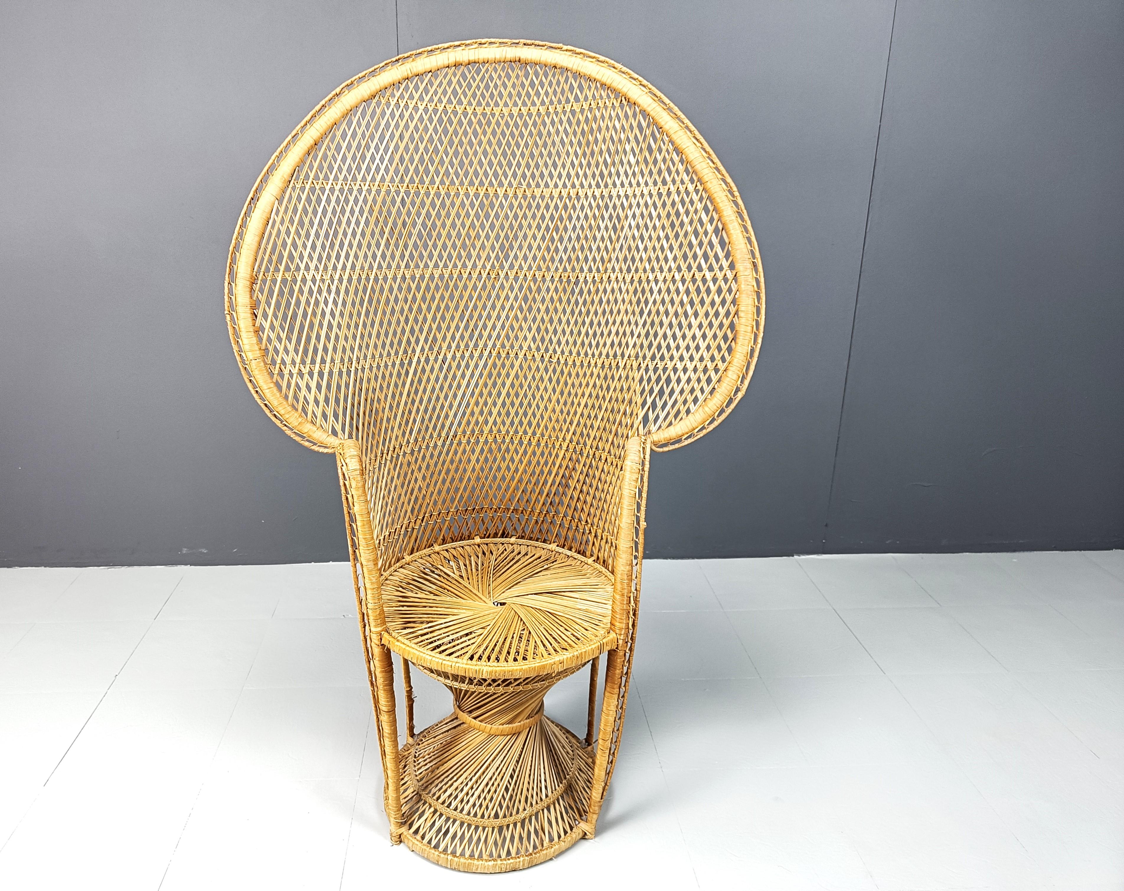 Bohemian Vintage wicker peacock chair, 1970s For Sale