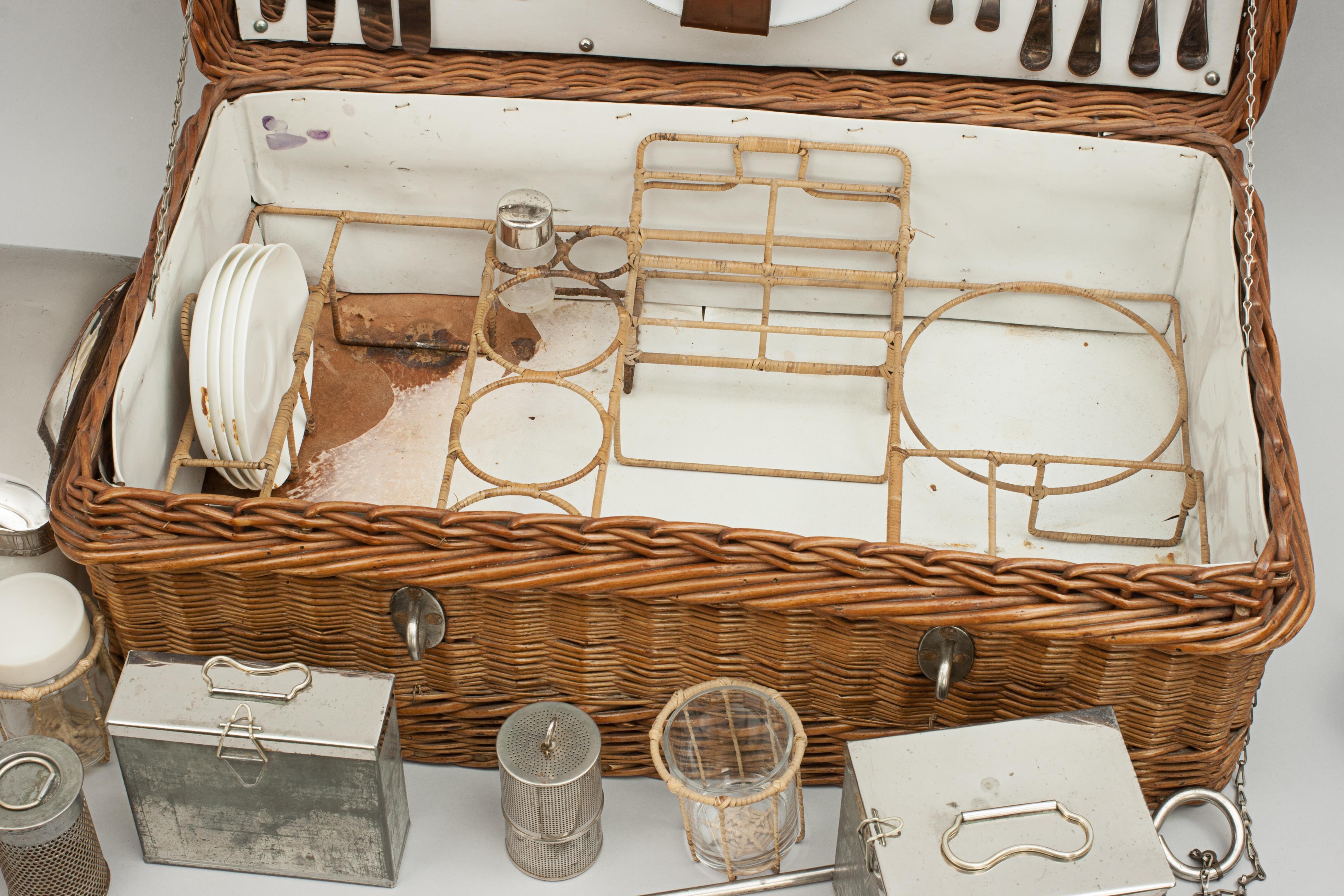 Early 20th Century Vintage Wicker Picnic Basket, Four Person Picnic Set