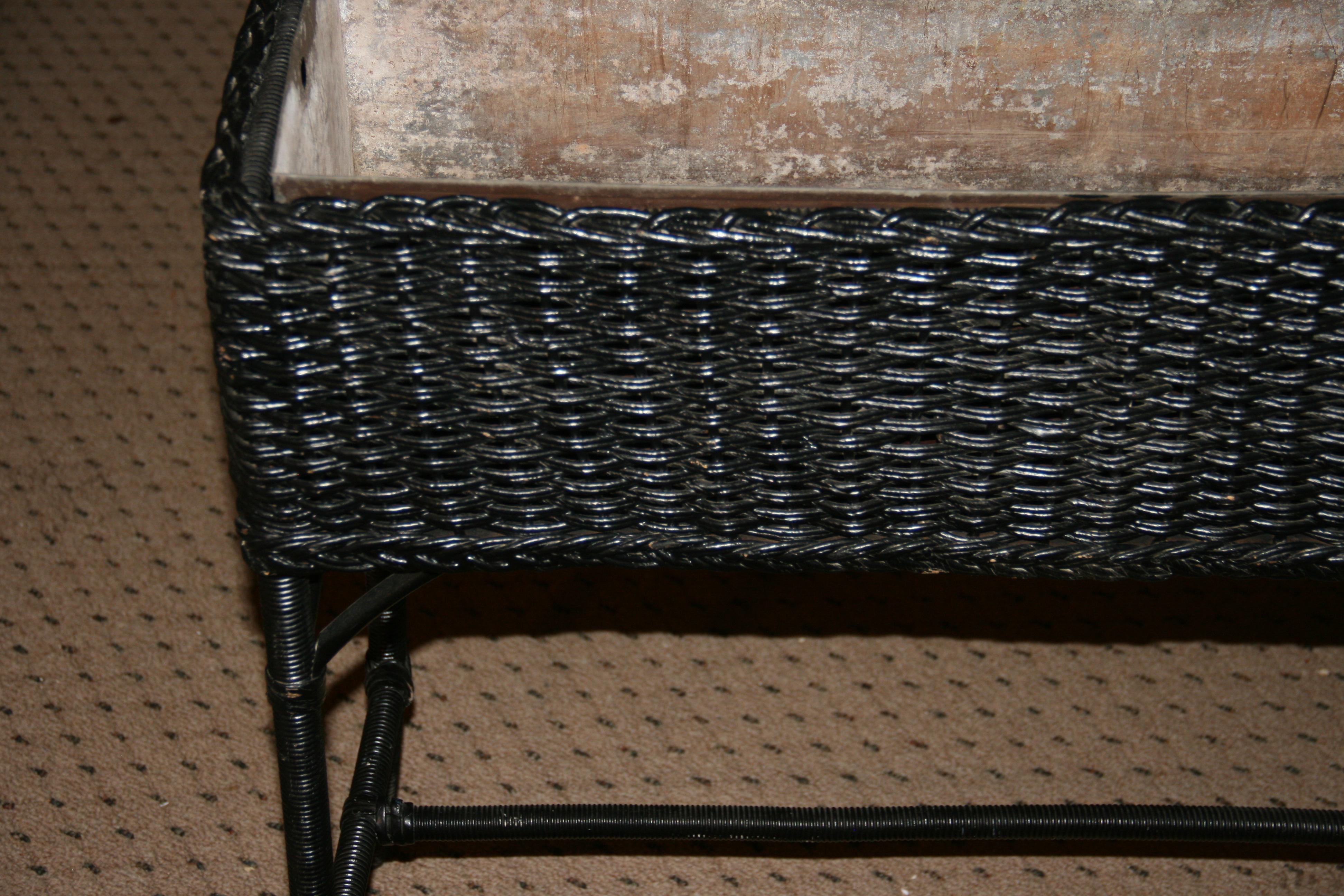 Vintage Wicker Plant Holder with Metal Liner In Good Condition For Sale In Douglas Manor, NY