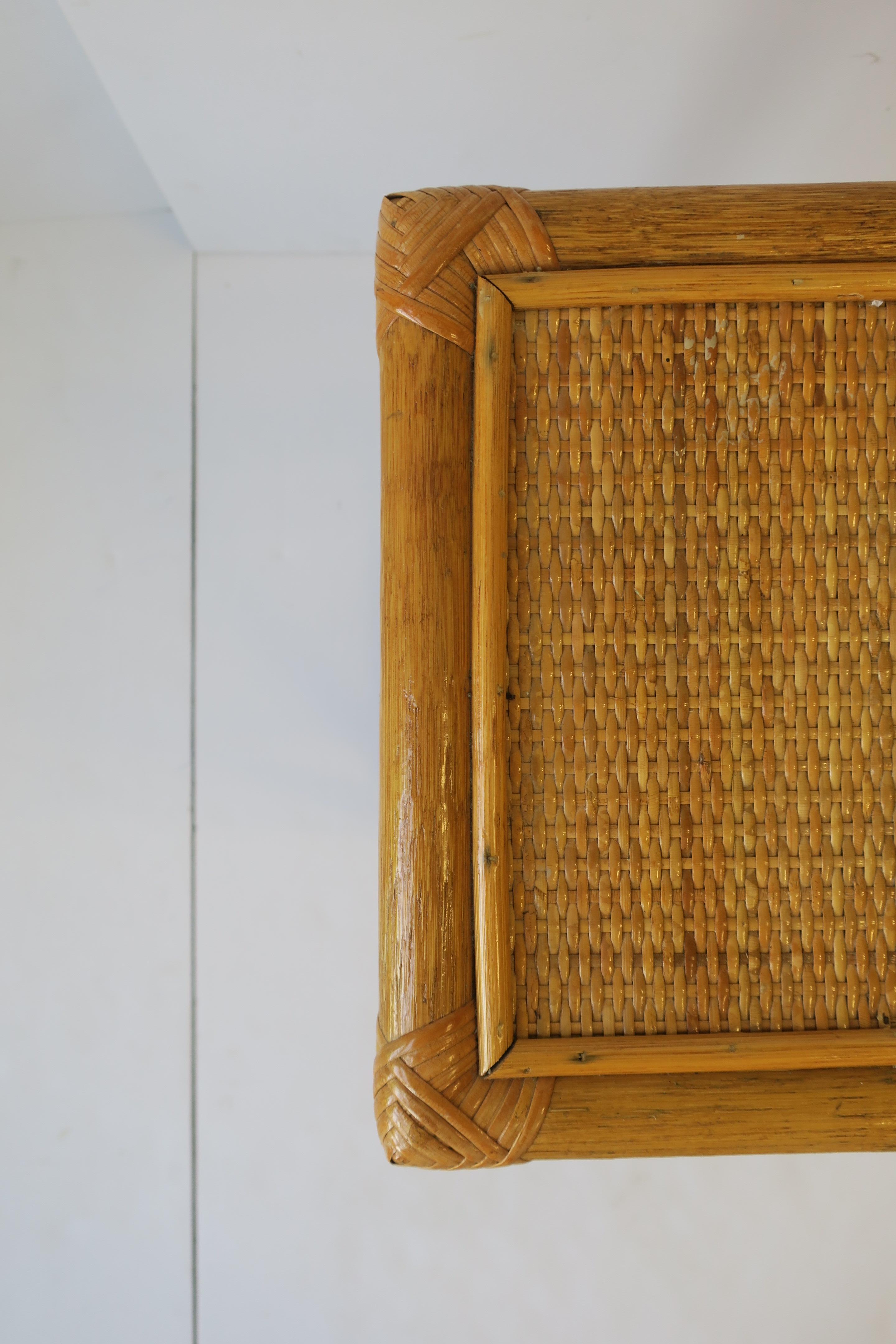 Vintage Wicker Rattan End or Side Table 6