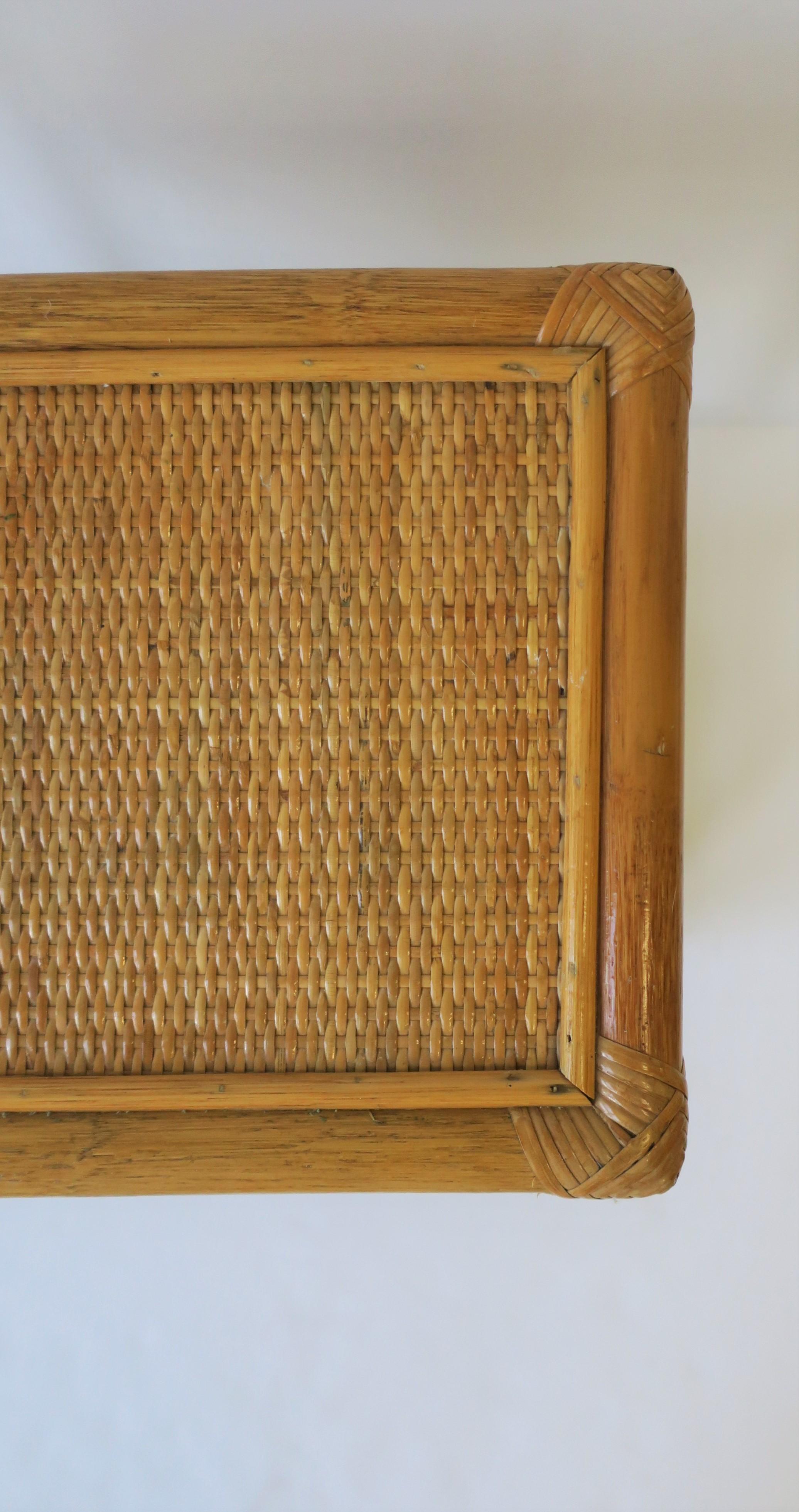Vintage Wicker Rattan End or Side Table 8
