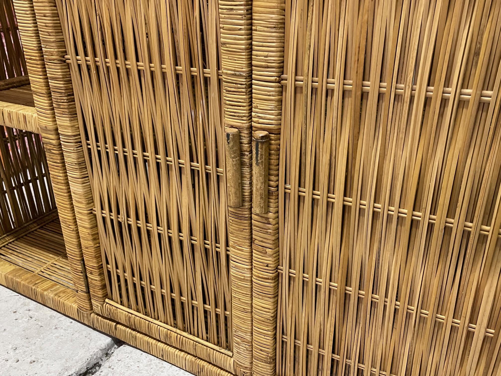 Vintage Wicker Rattan Sideboard Credenza In Good Condition For Sale In Jacksonville, FL