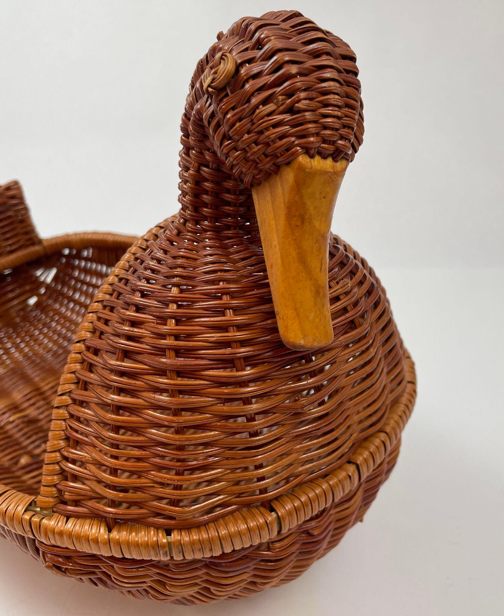 American Vintage Wicker Rattan Woven Duck Motif Basket For Sale