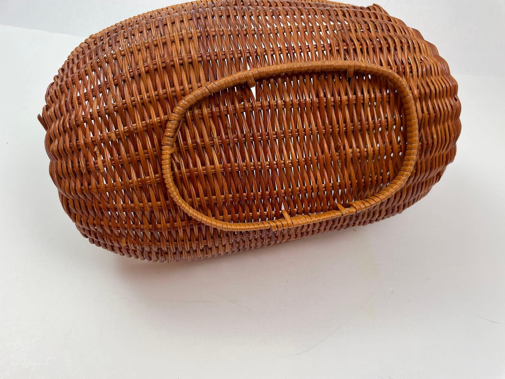 20th Century Vintage Wicker Rattan Woven Duck Motif Basket For Sale
