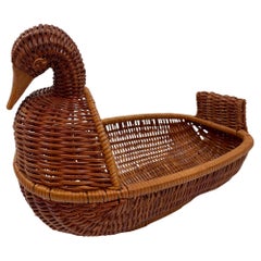 Panier vintage en rotin tressé avec motif de canard