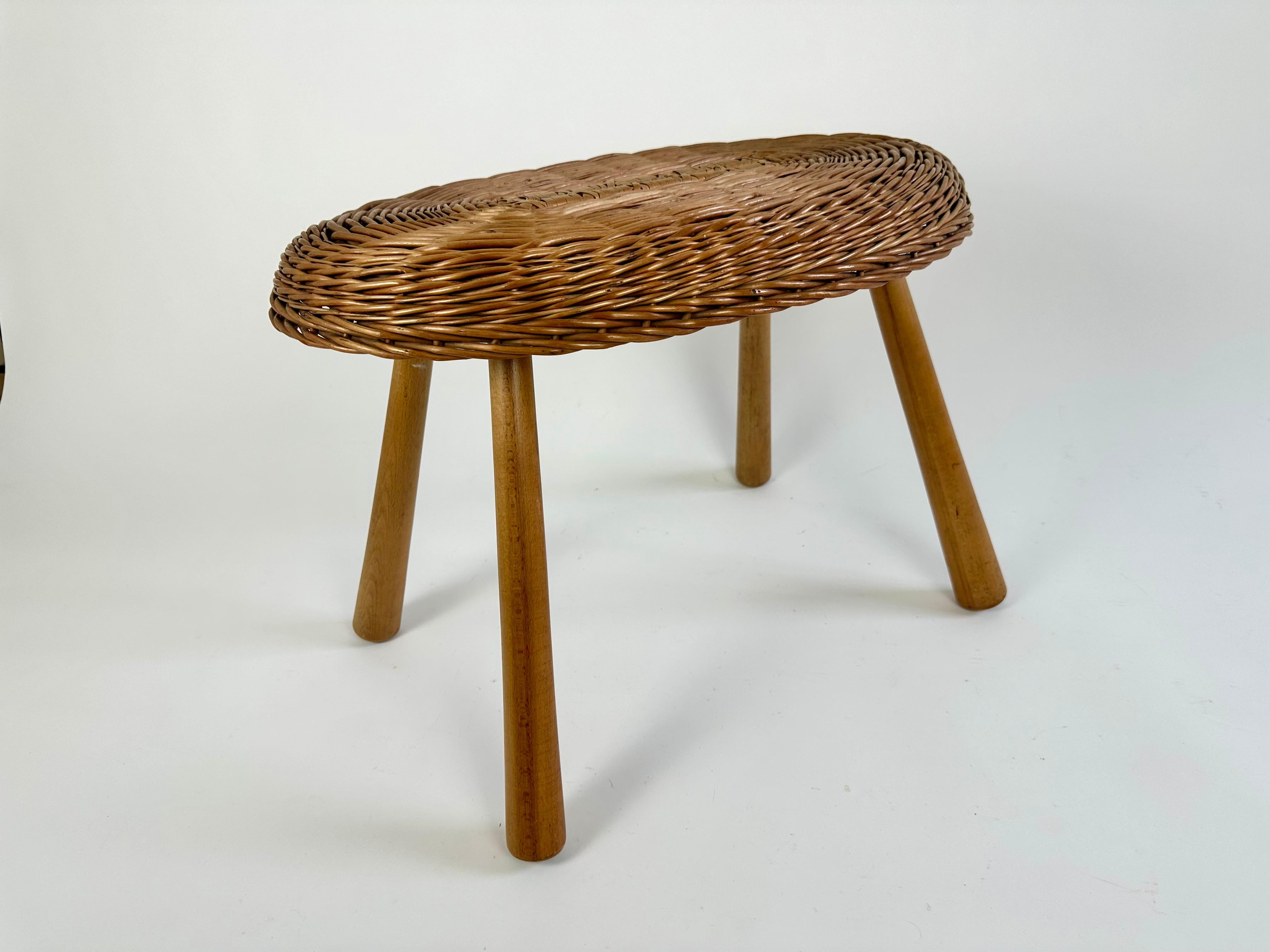 Vintage wicker side table in the manner of Tony Paul, England c. 1950-60 4