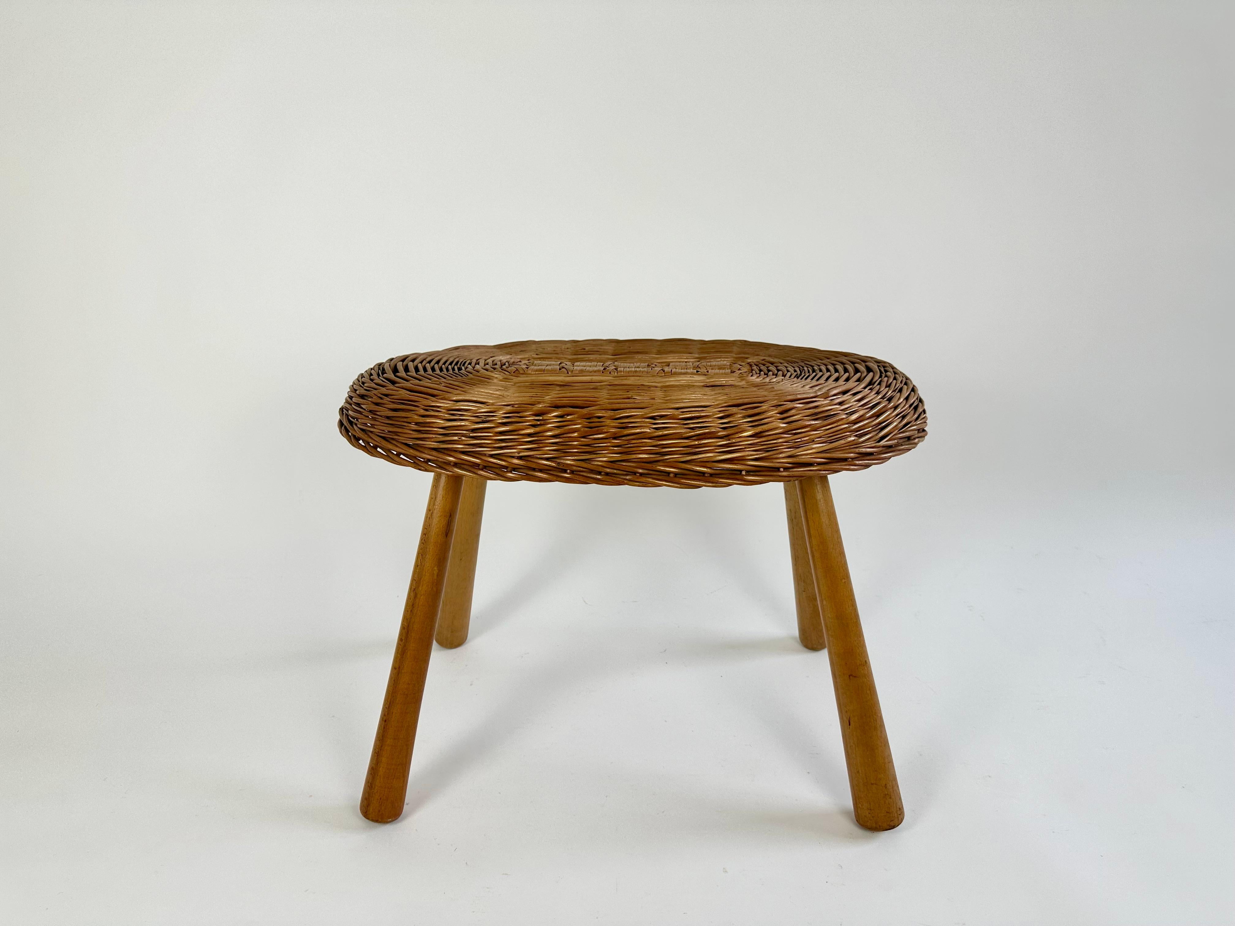 British Vintage wicker side table in the manner of Tony Paul, England c. 1950-60