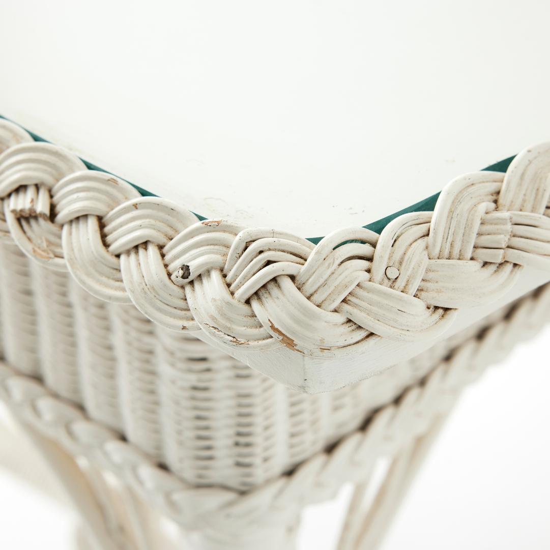 Vintage Wicker Tisch im Angebot 3