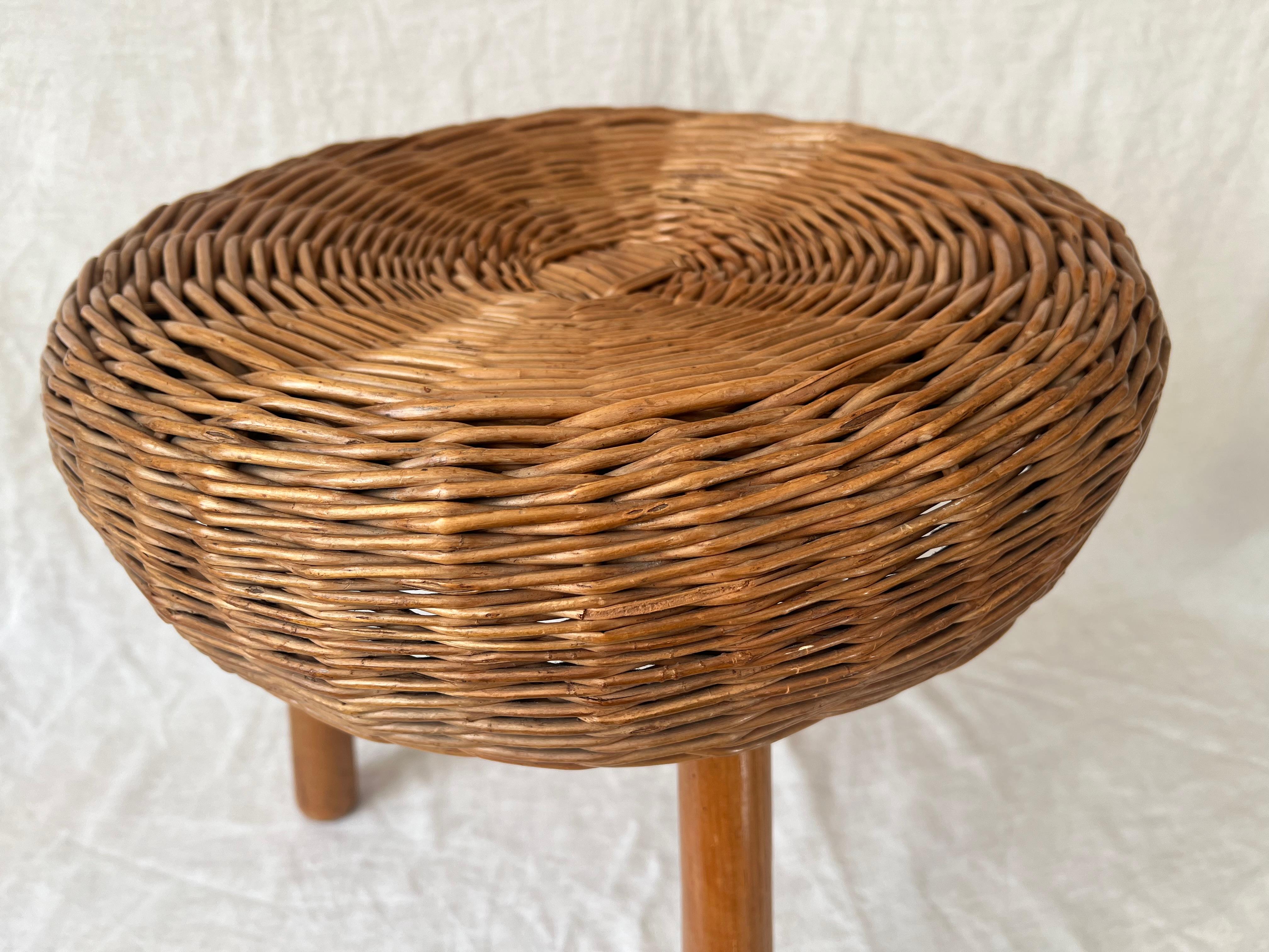 Vintage wicker tripod stool / side table in the manner of Tony Paul, 1960s 11