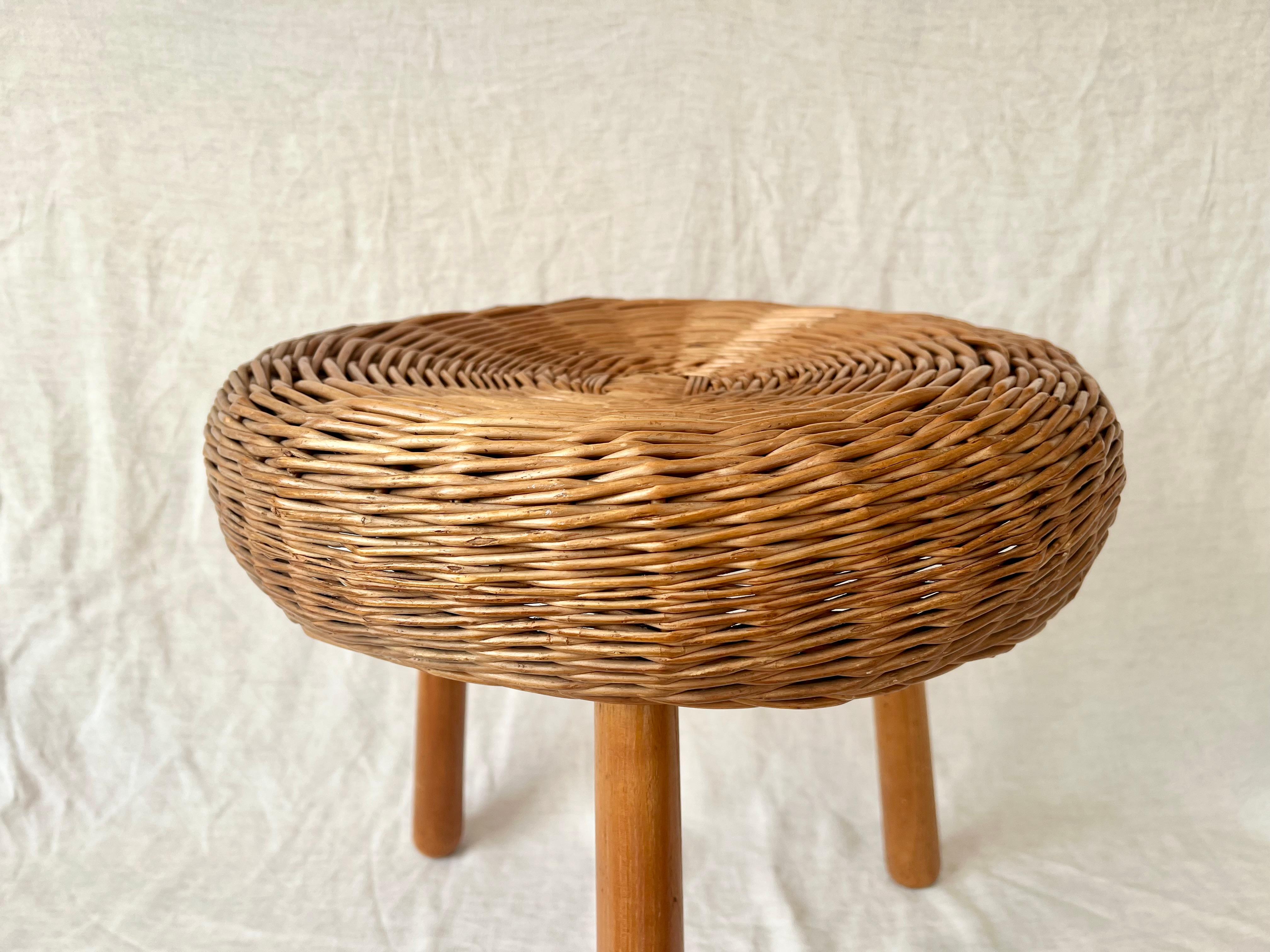 Vintage wicker tripod stool / side table in the manner of Tony Paul, 1960s 2