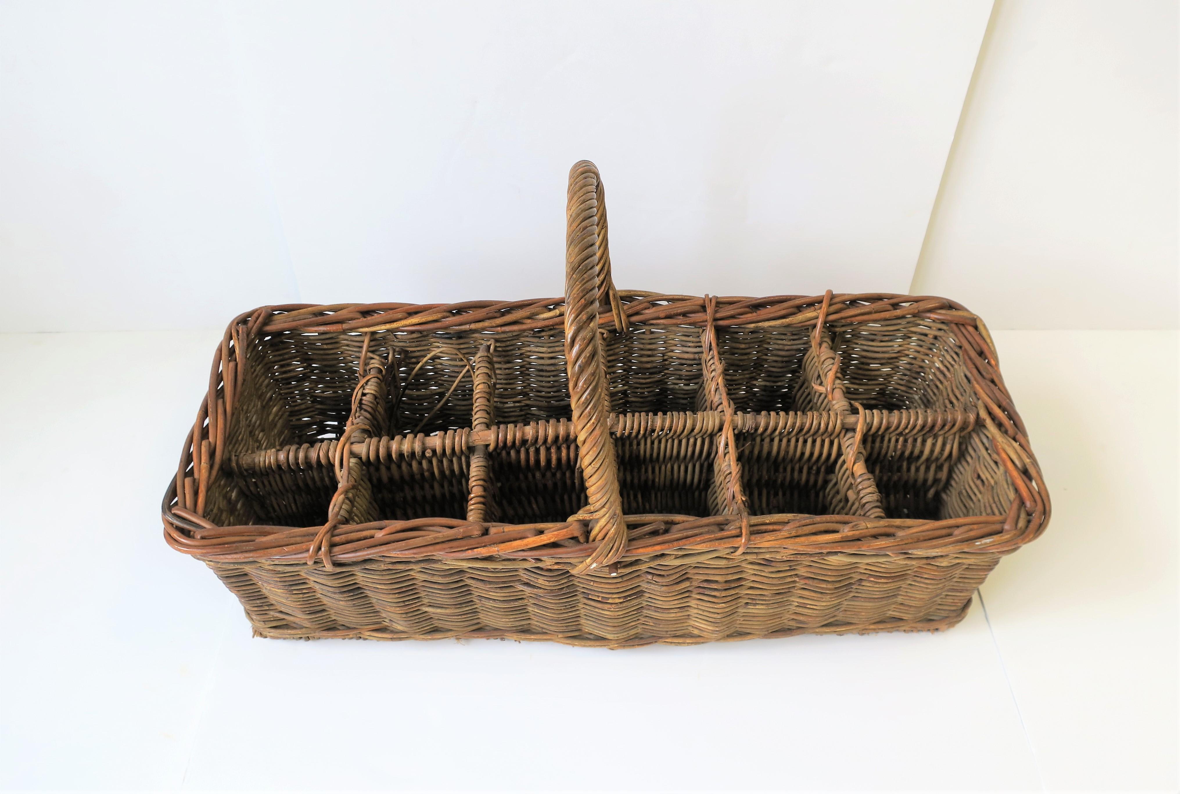 Vintage Wicker Wine Bottle Holder Basket 2