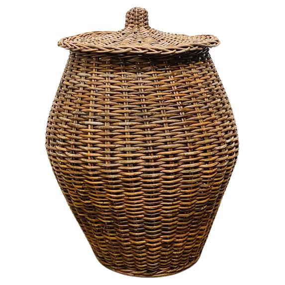 Vintage Wicker Woven Basket & Lid  Laundry Basket