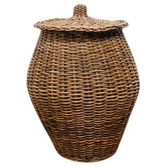 Vintage Wicker Woven Basket & Lid Laundry Basket
