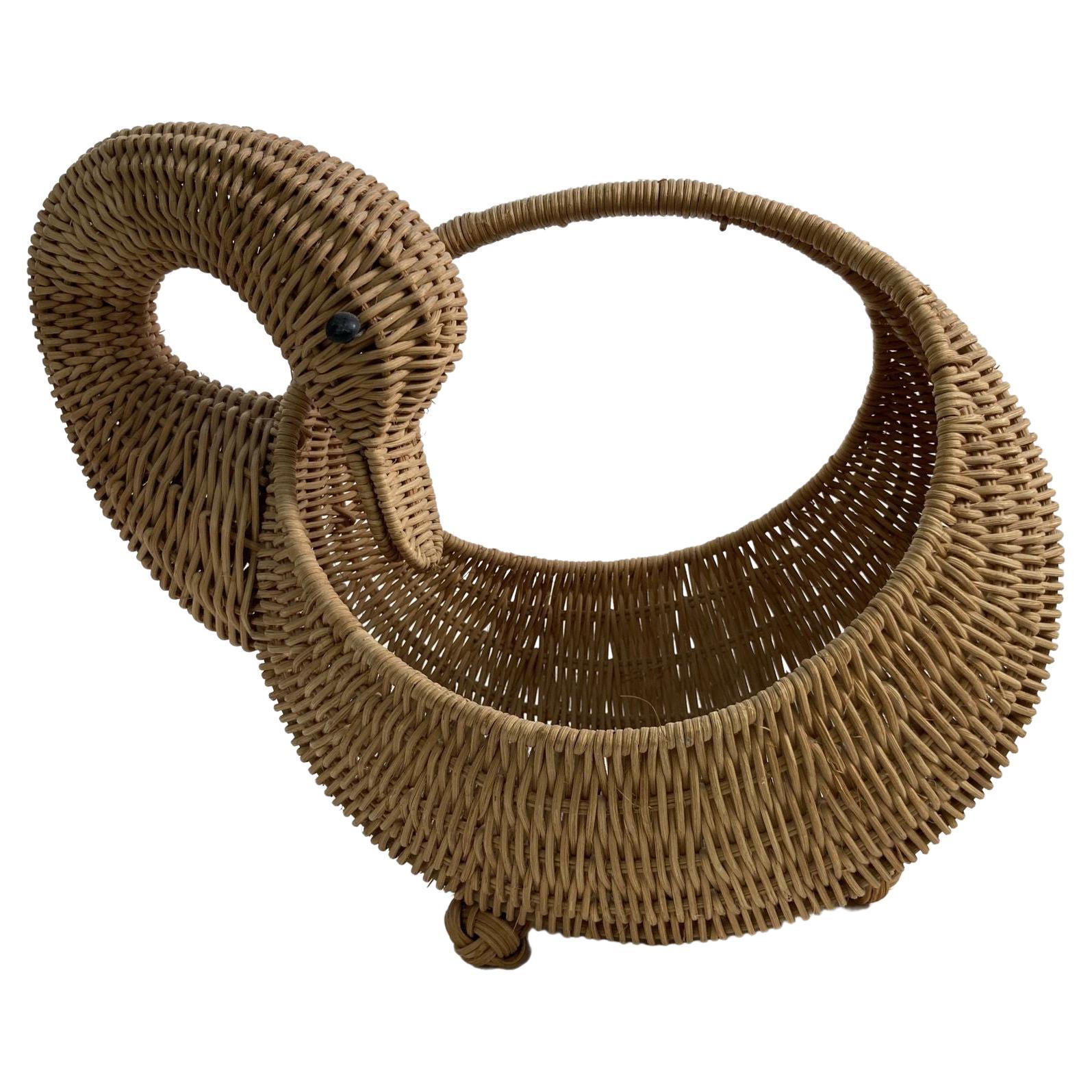 Vintage Wicker Woven Duck Motif Basket with Handle