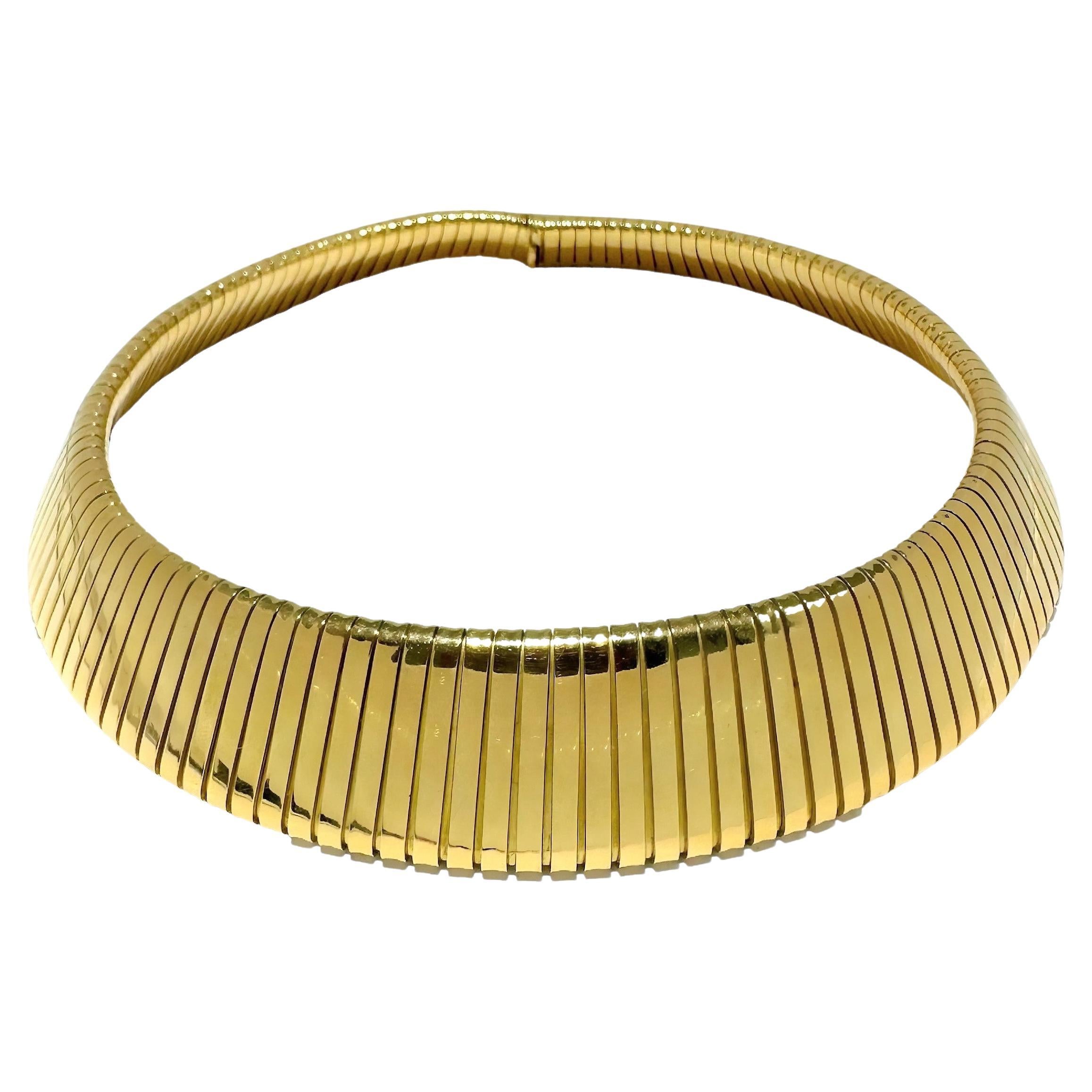 Vintage Wide 18k Yellow Gold Italian Tubogas Choker Wide in Front For Sale