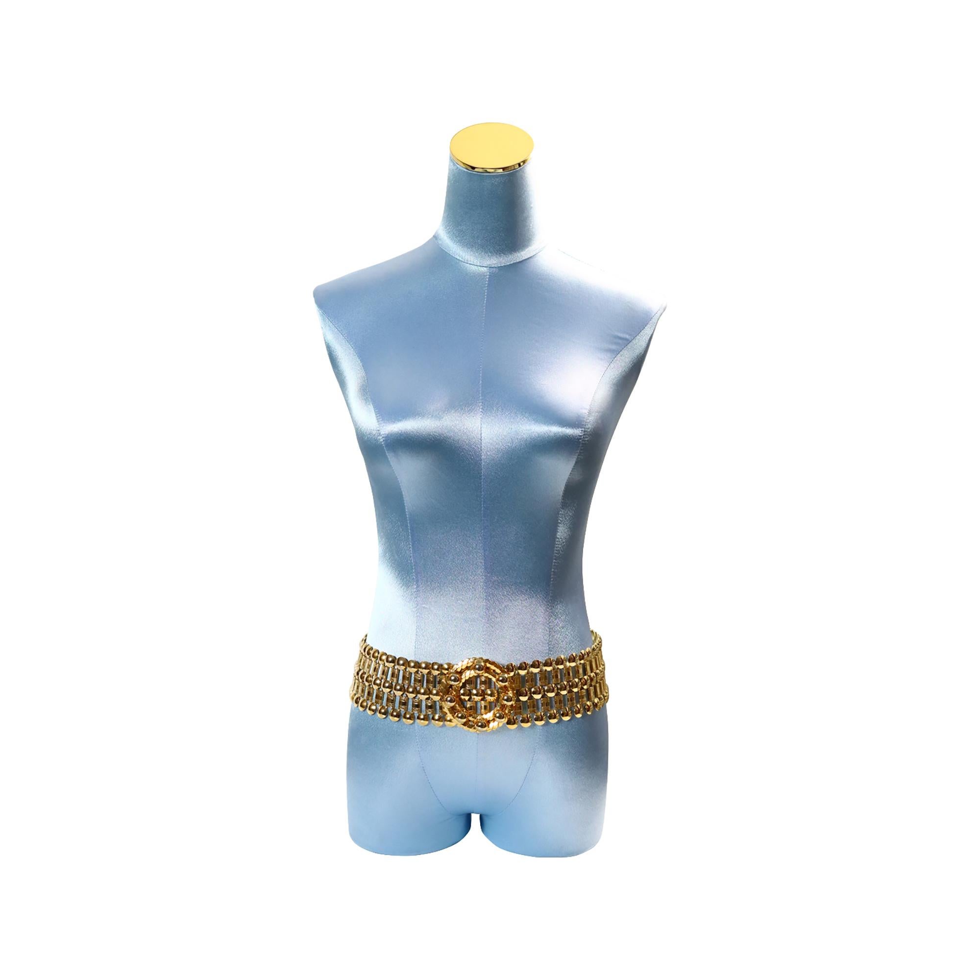 Vintage Wide Gold Tone Link Belt With Round Buckle Bon état - En vente à New York, NY