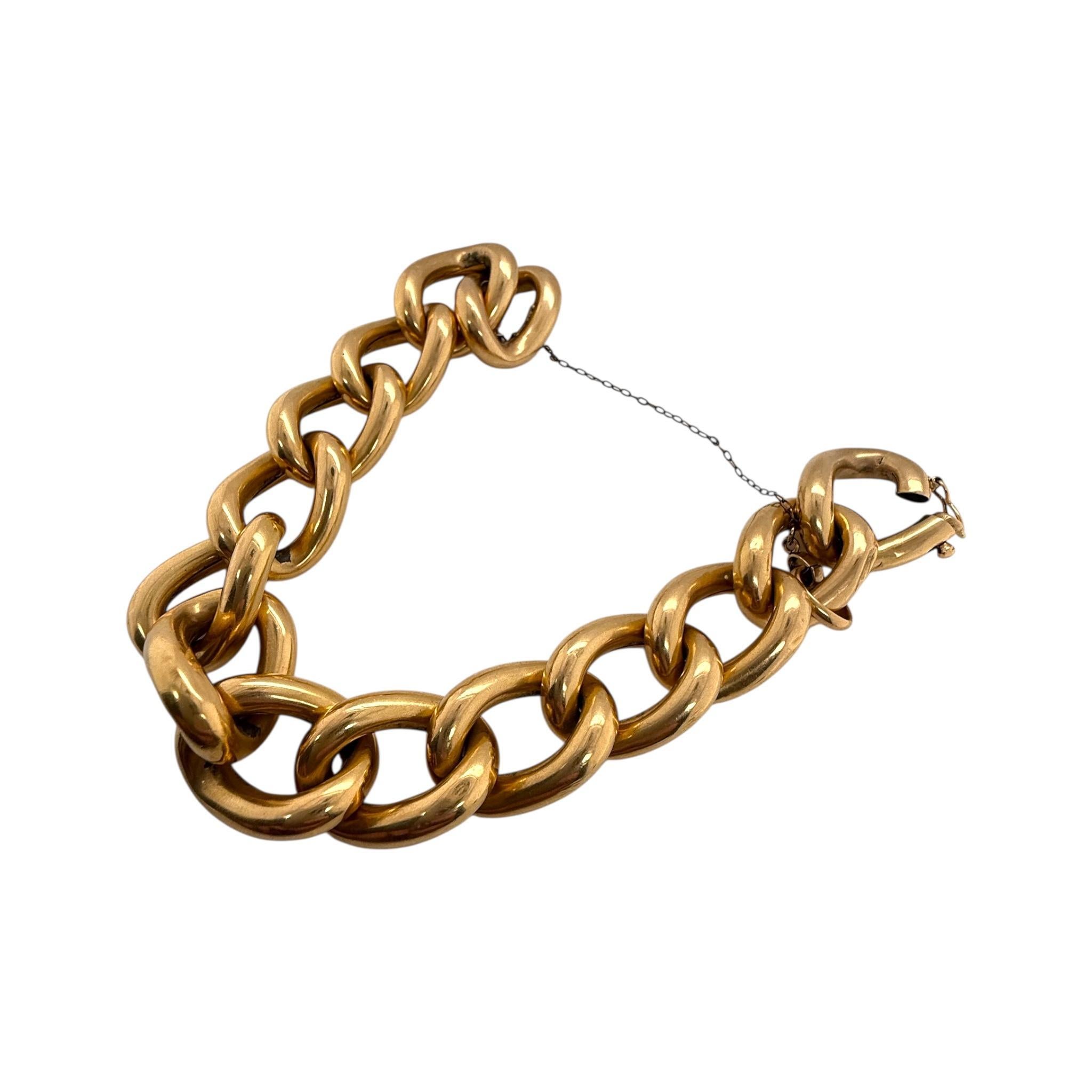 Bracelet Vintage à larges maillons en or jaune 18K en vente 4