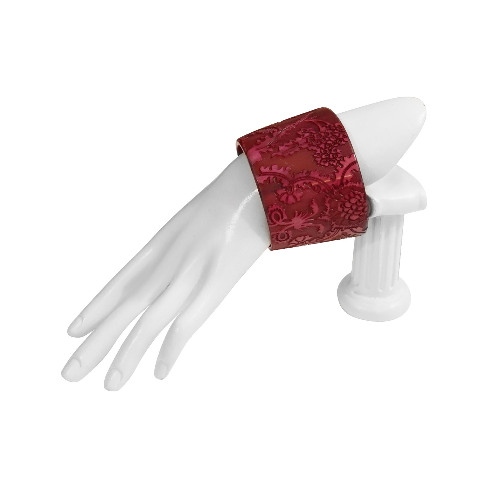 Modern Vintage Wide Red Resin Flower Design Cuff Circa 1990s For Sale