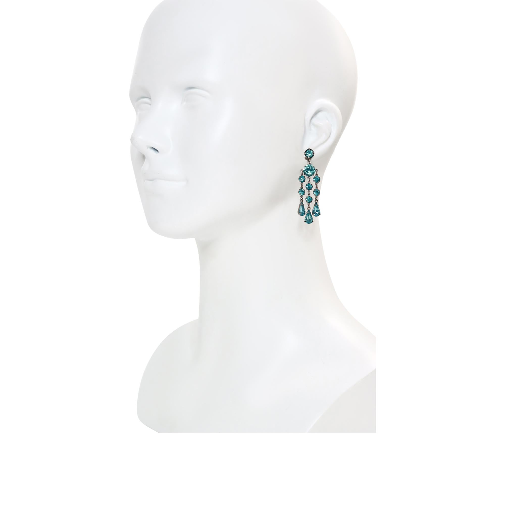 Vintage Wiesner Round and Pear Dangling Earrings circa 1940s In Good Condition For Sale In New York, NY
