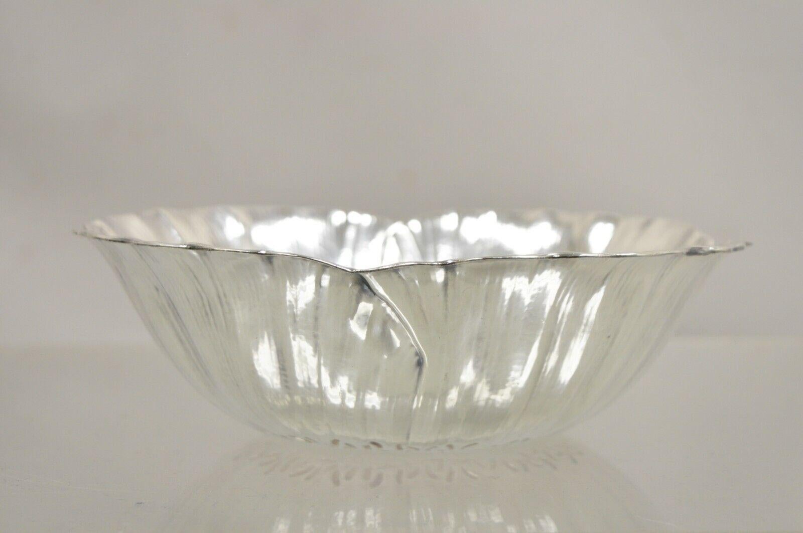Vintage Wilcox International Silver 5635 Silver Plated Sunflower Tulip Fruit Bowl. Circa Mid 20th Century. Measurements: 2.5