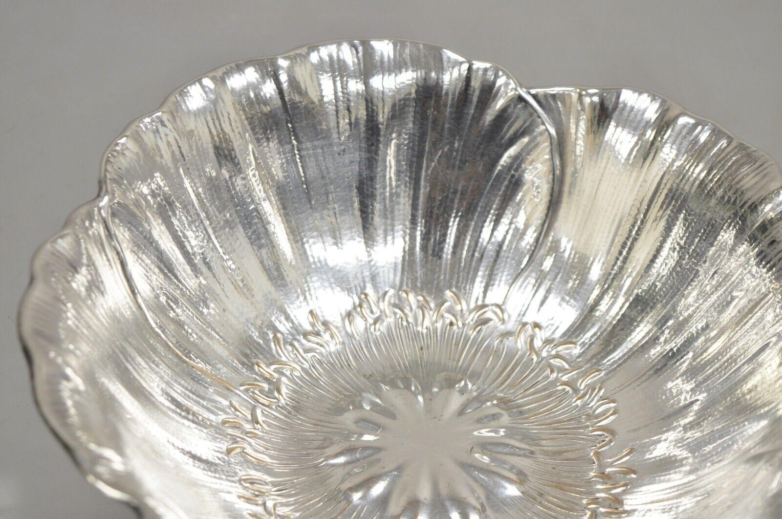 Vintage Wilcox International Silver 5635 Silver Plate Sunflower Tulip Fruit Bowl For Sale 1