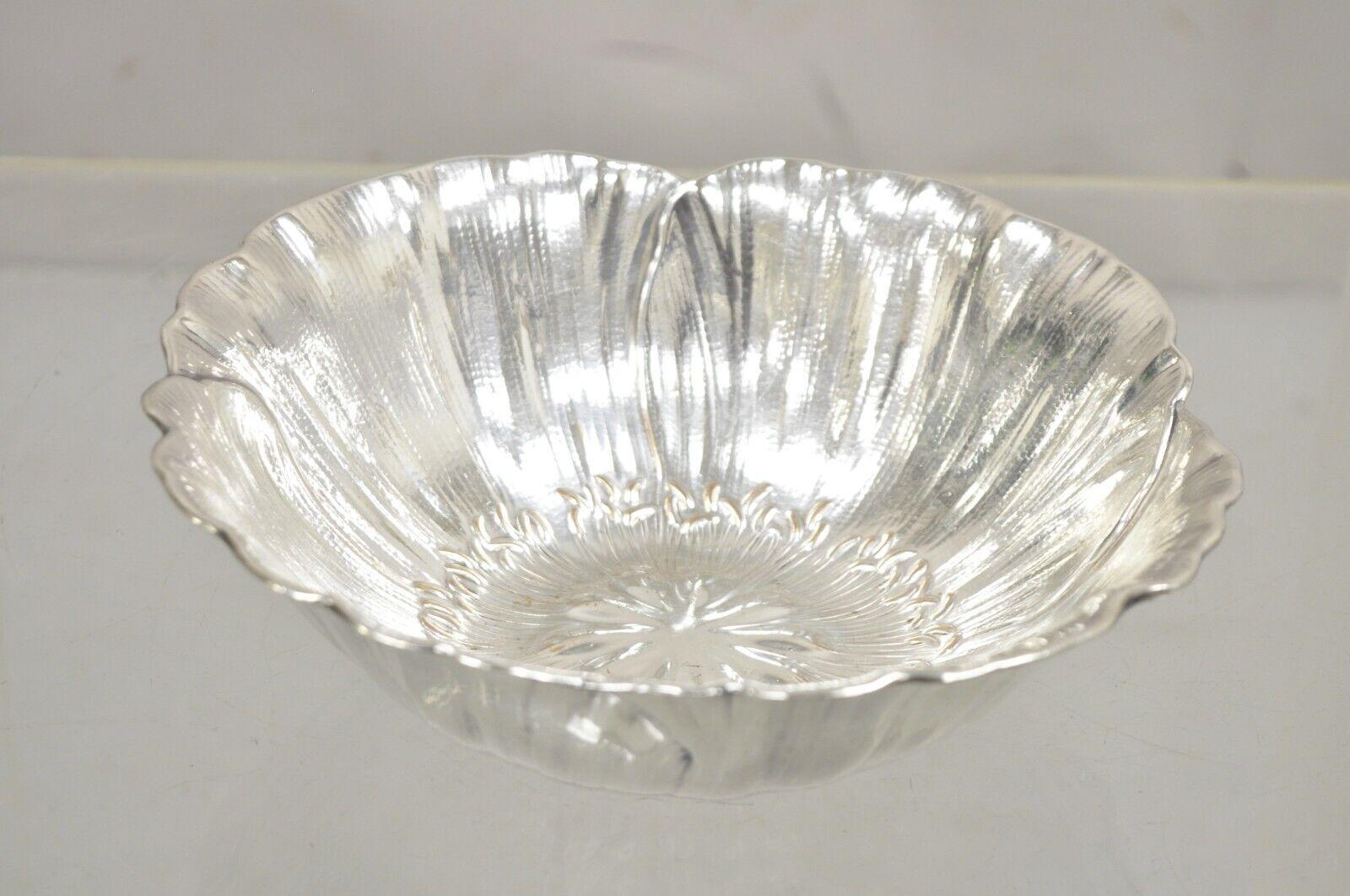 Vintage Wilcox International Silver 5635 Silver Plate Sunflower Tulip Fruit Bowl For Sale 2