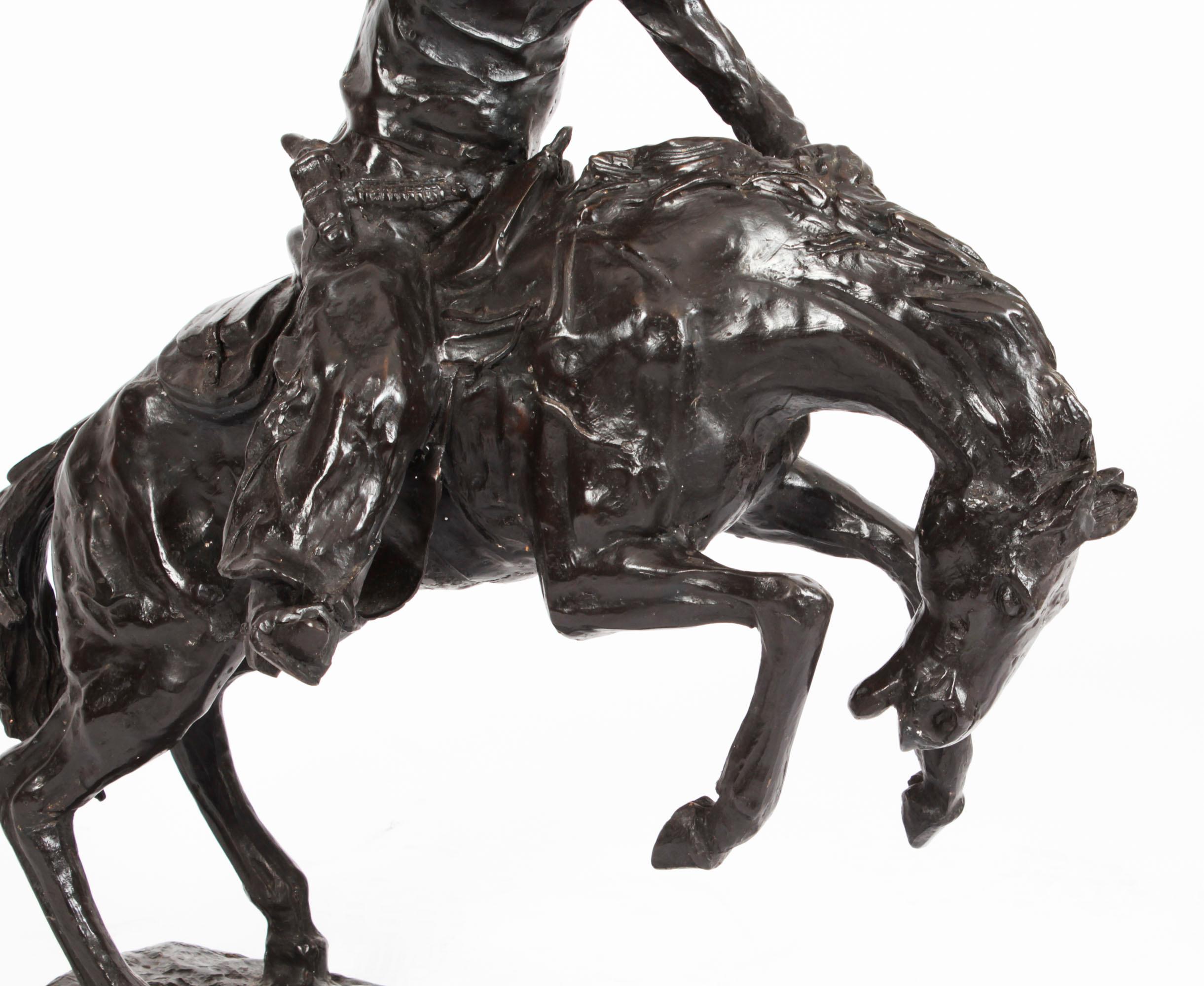 Vintage Wild West Cowboy After Remington Bronze 20th Century In Good Condition For Sale In London, GB