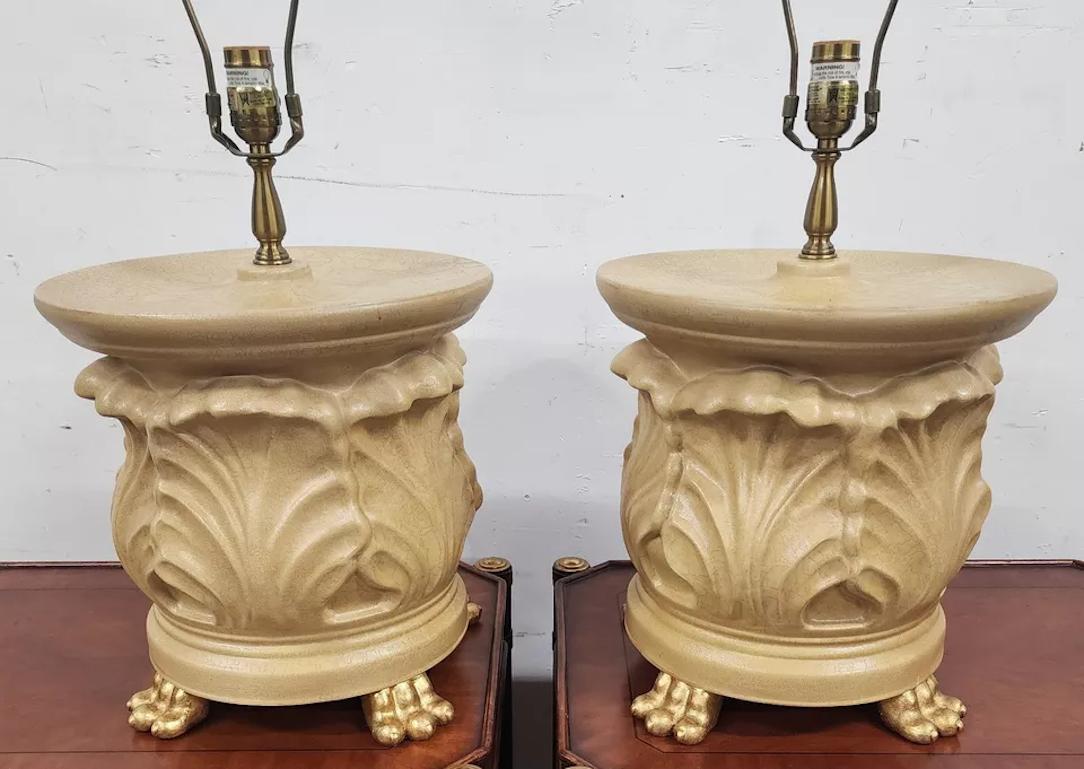 Wildwood Lamps d'epoca in ceramica dorata con piedini a zampa di gallina Coppia in vendita 6