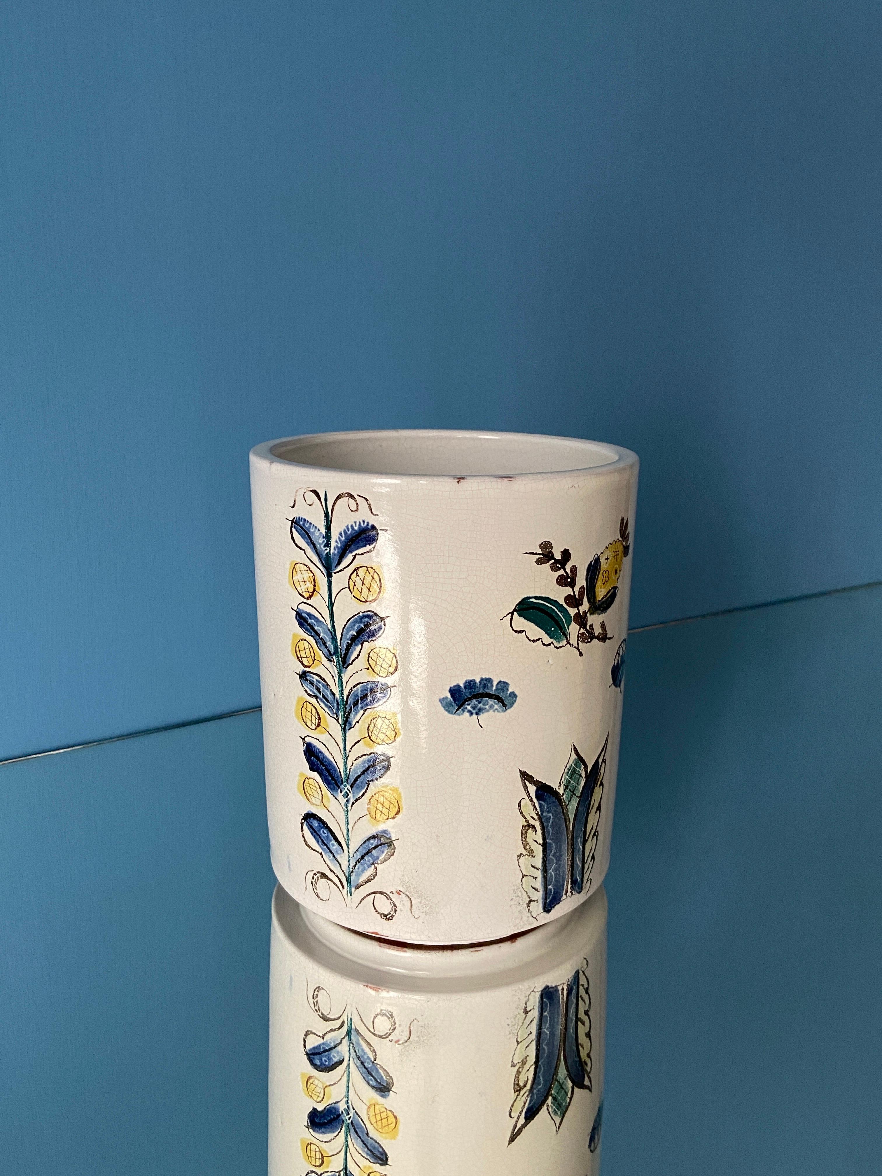 Vintage Wilhelm Kåge Ceramic Vase in White with Flower Decoration, Sweden, 1940s For Sale 2