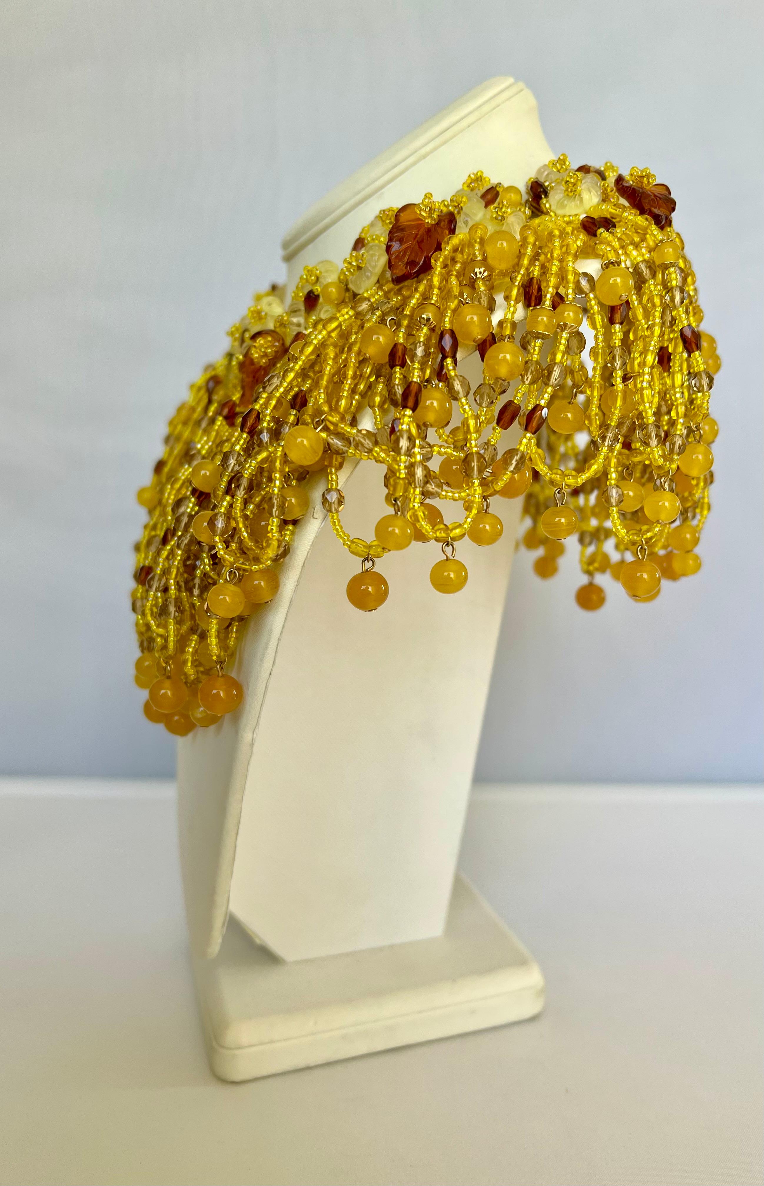 Artisan William de Lillo, collier vintage à franges et perles jaunes  en vente