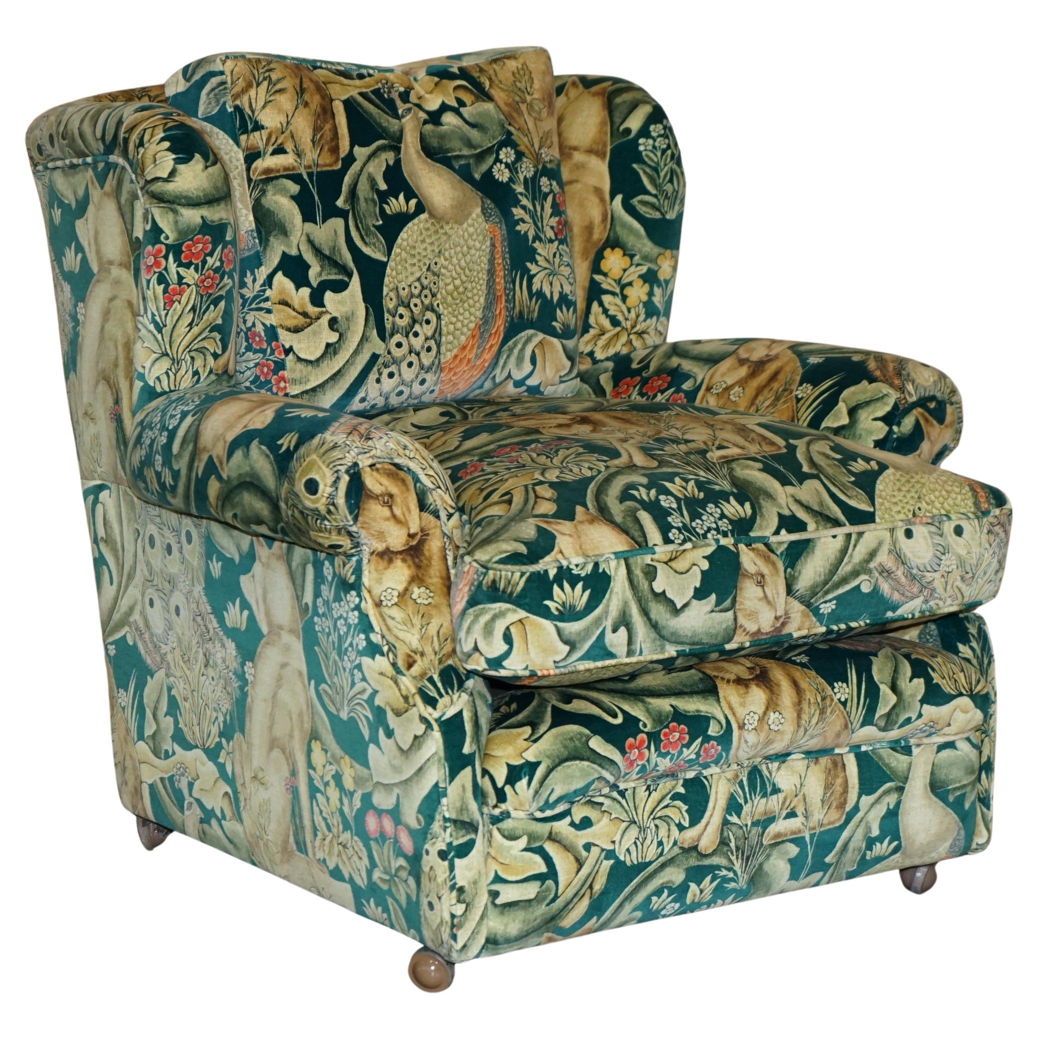 ViNTAGE FAUTEUIL CLUB WILLIAM MORRIS FOREST VELVET 1960
S avec coussins en cuir