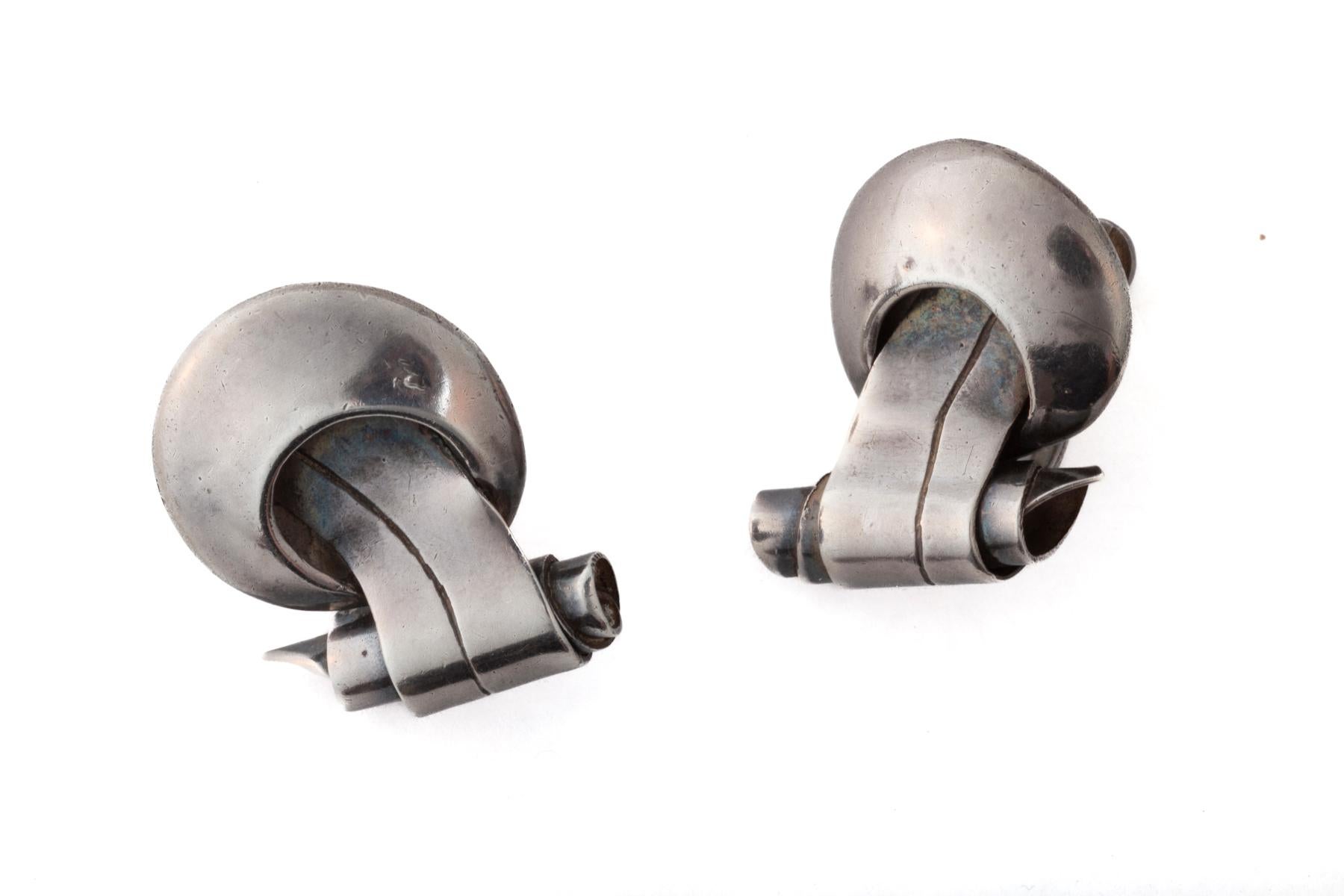 Femenino o masculino Pendientes vintage de plata William Spratling c. 1945 en venta