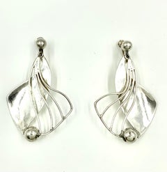 William Spratling Grandes boucles d'oreilles mexicaines modernistes vintage en argent sterling